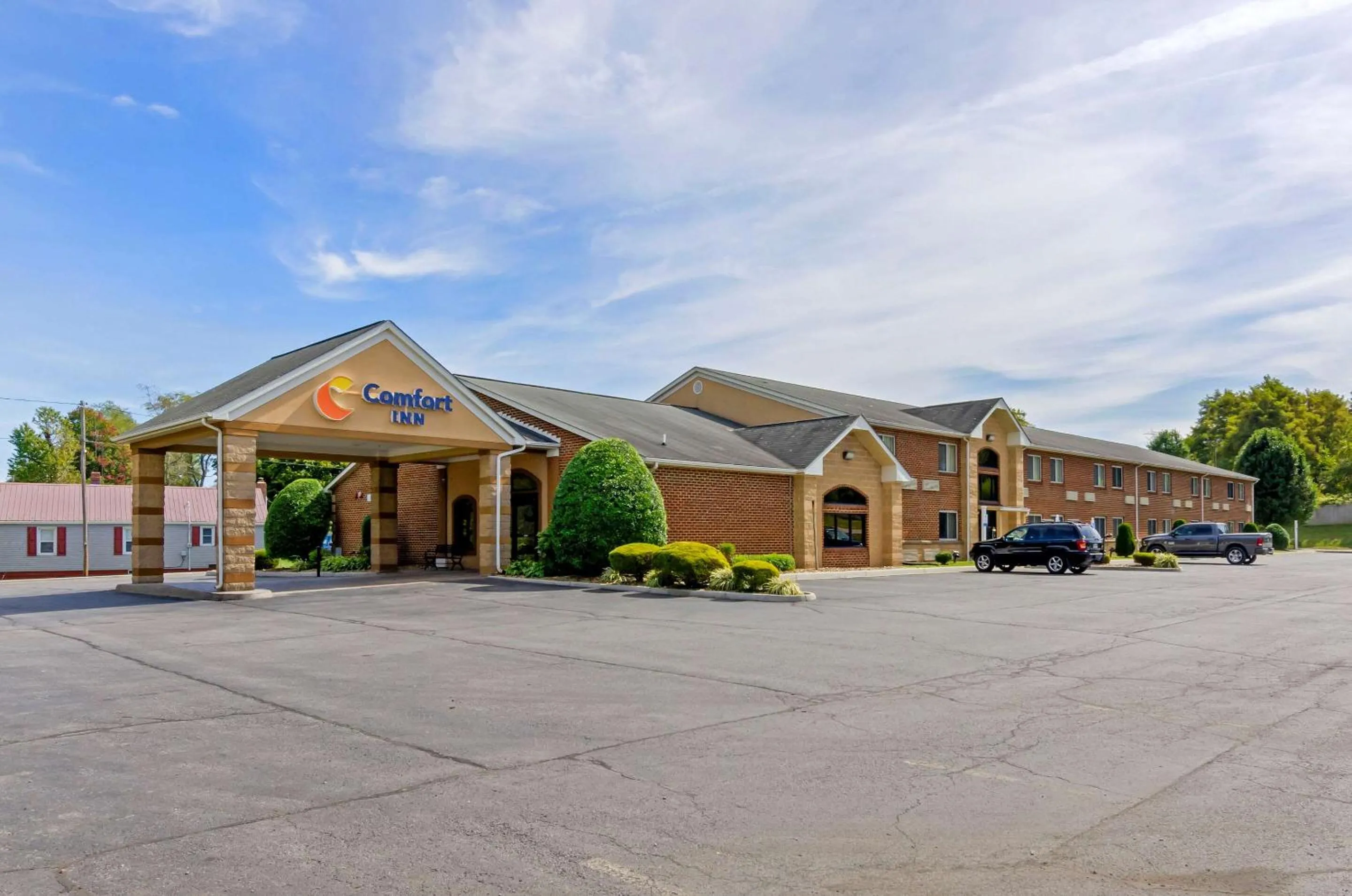 Property building in Comfort Inn Atkins-Marion I-81