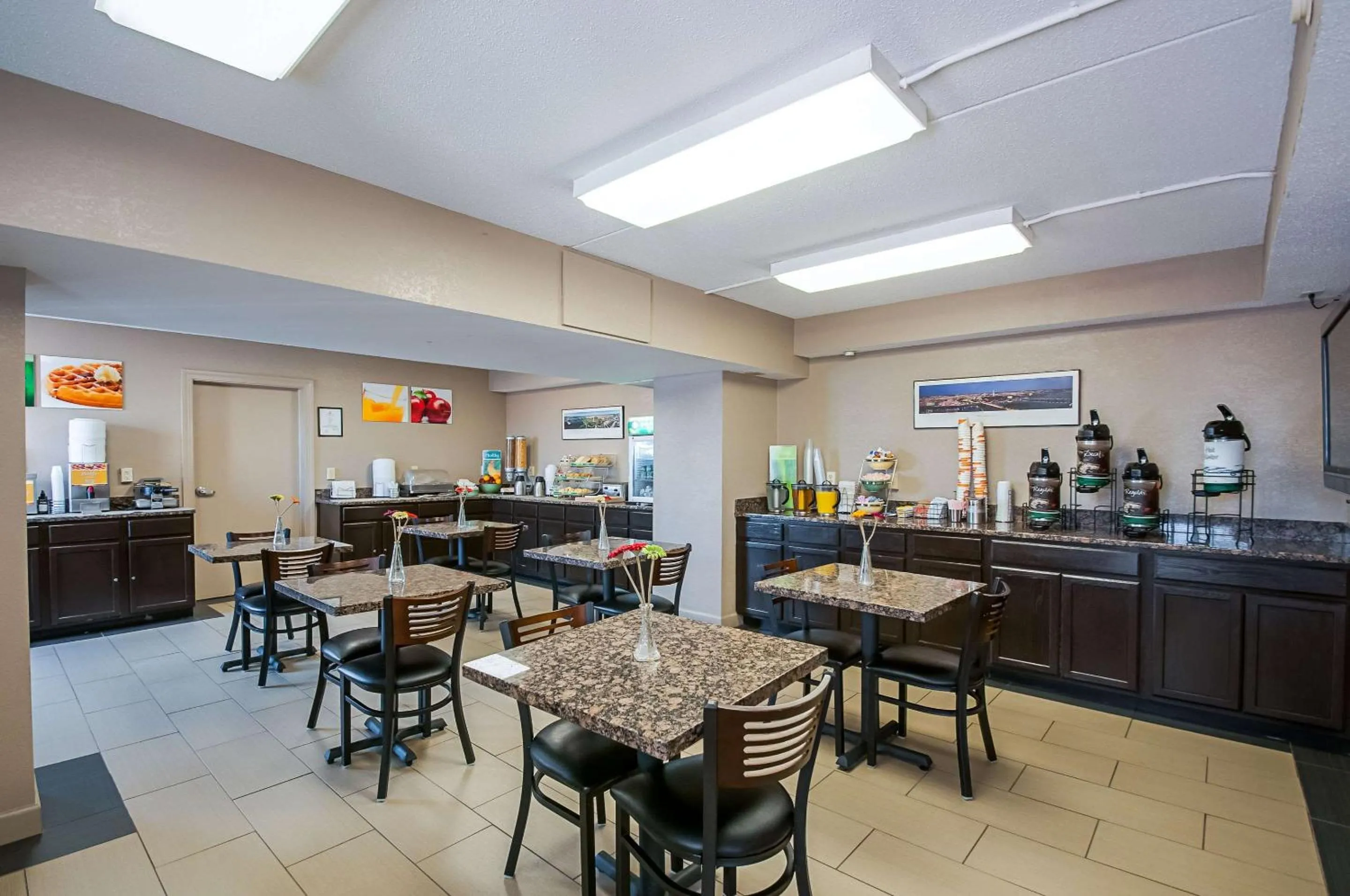 Restaurant/places to eat in Quality Inn near Potomac Mills