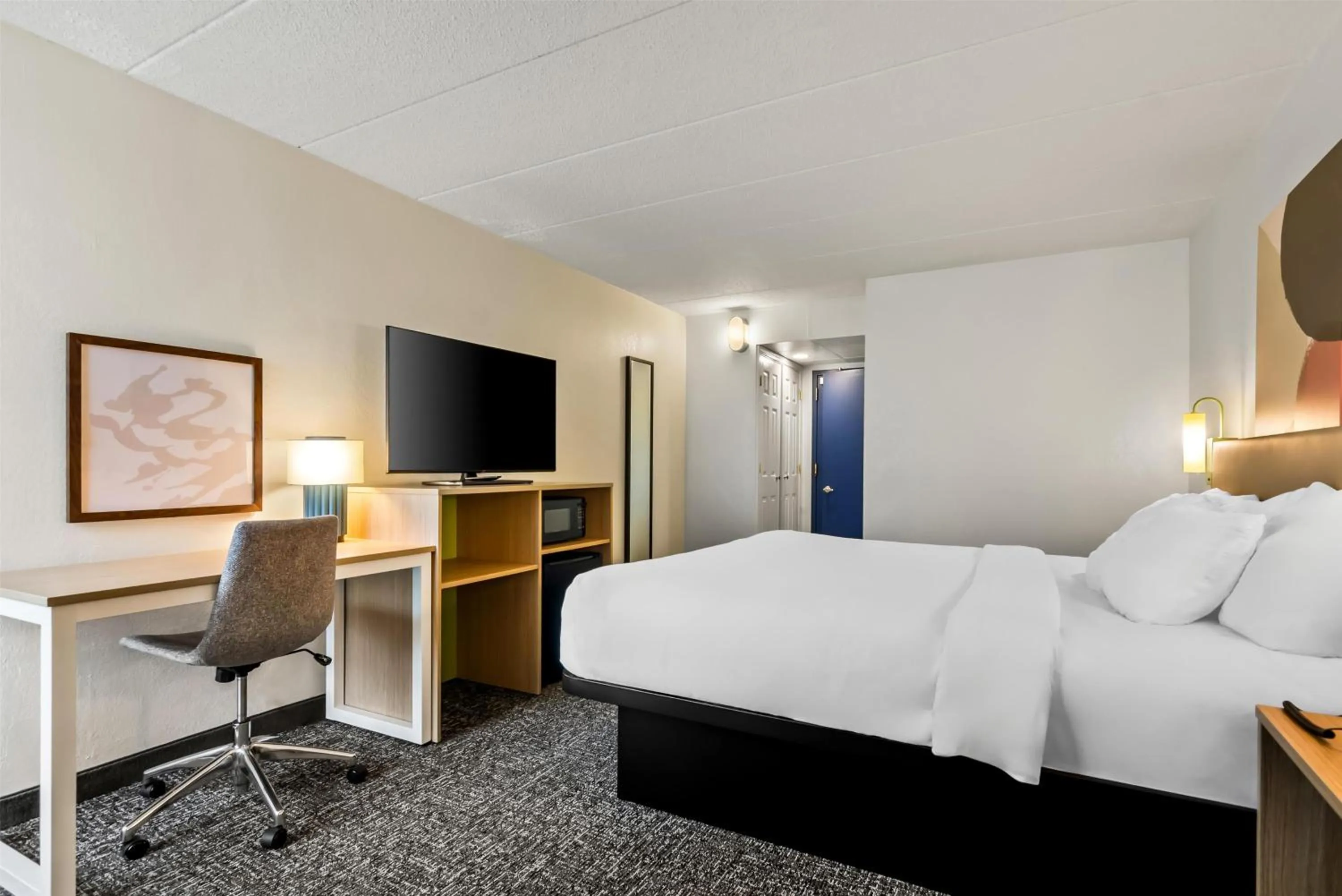 Bed in Spark by Hilton Wytheville Holston Rd I 81