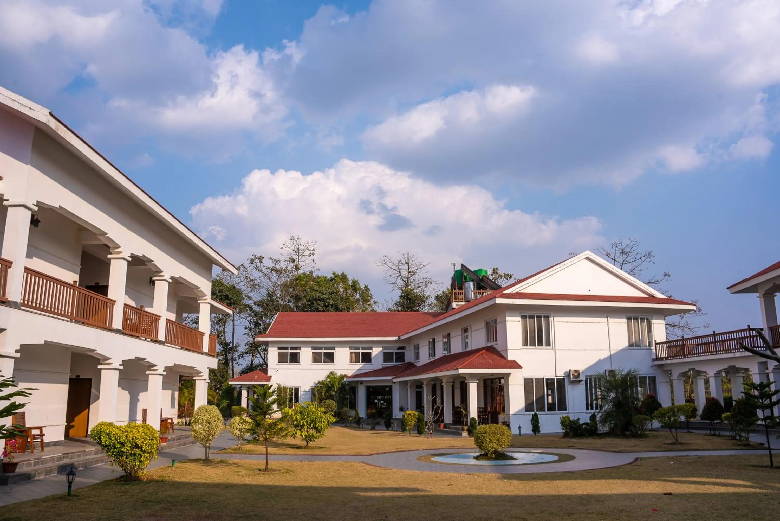 Garden view in Hotel Earth Light Sauraha