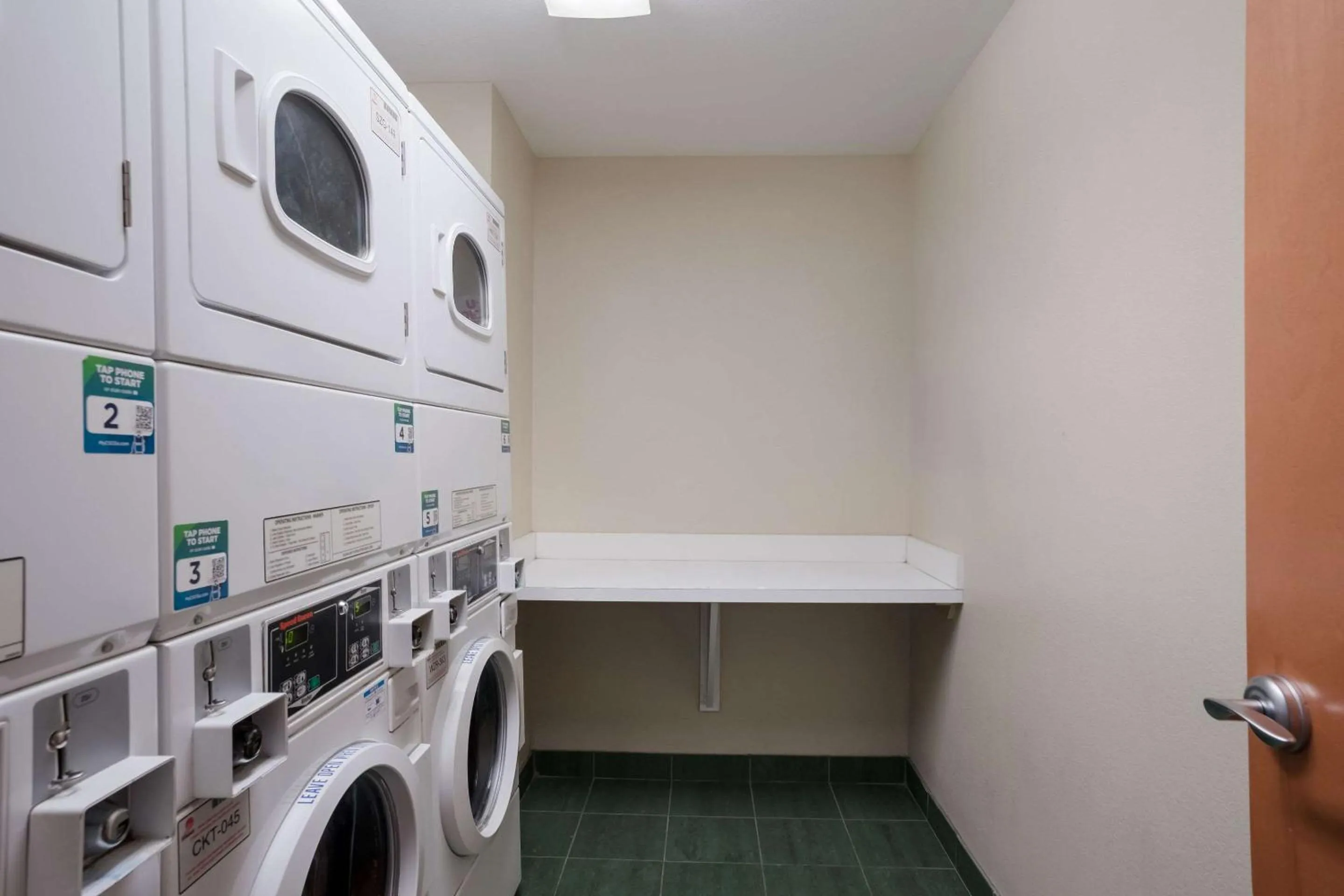 Other in Comfort Suites Suffolk - Chesapeake