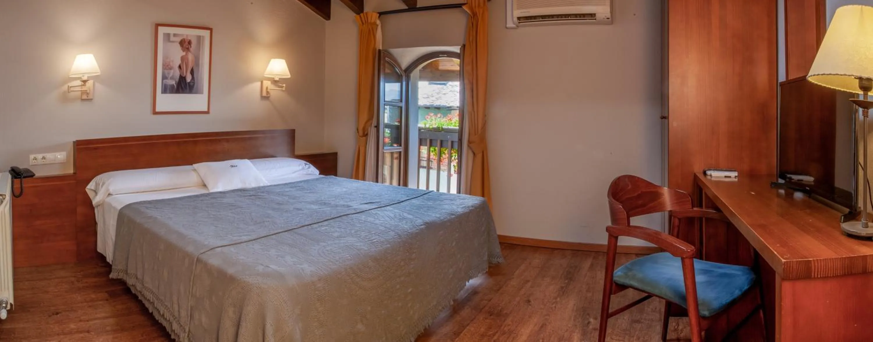 Bed in Hotel Fonda Merce