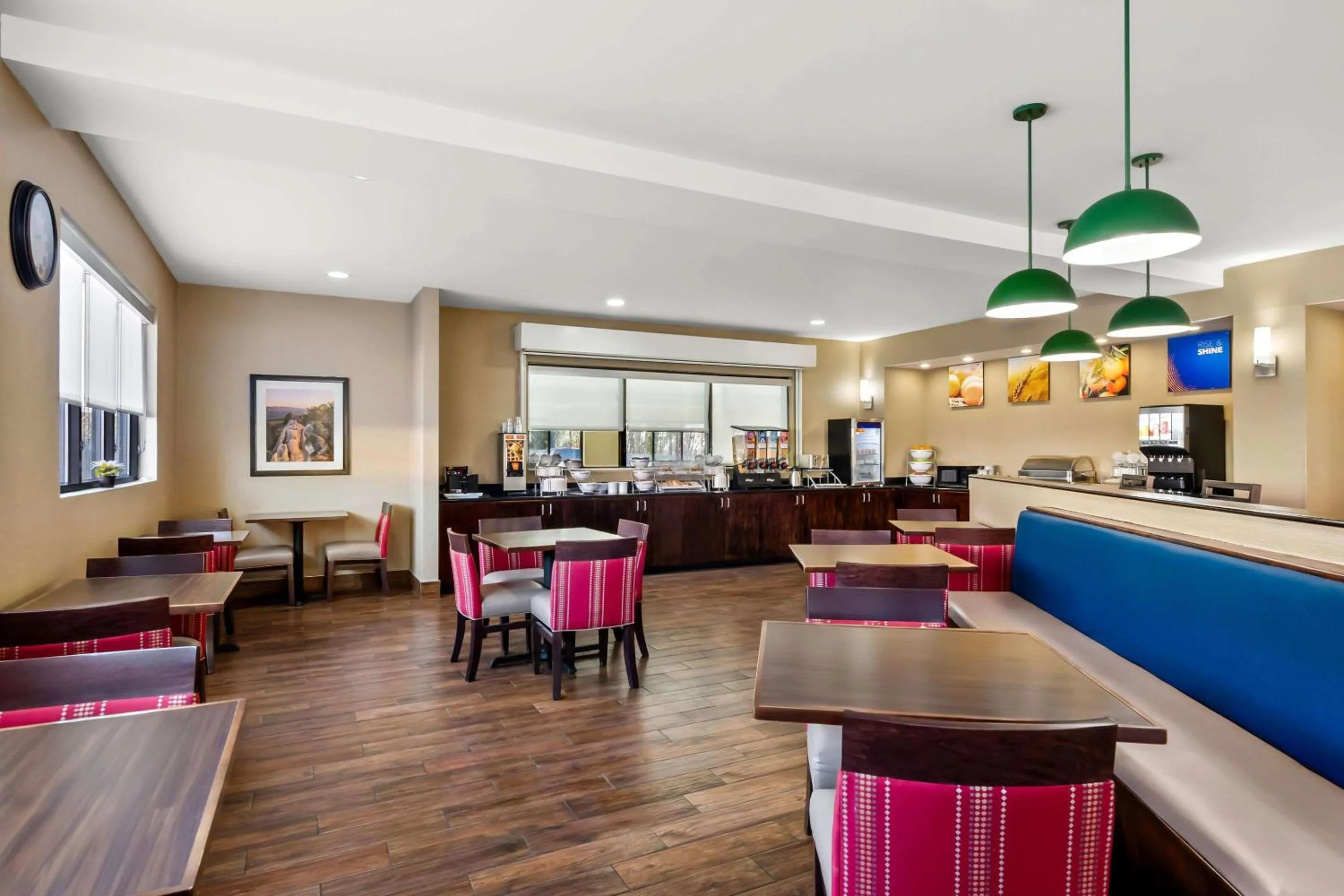 Breakfast in Comfort Suites Salem-Roanoke I-81