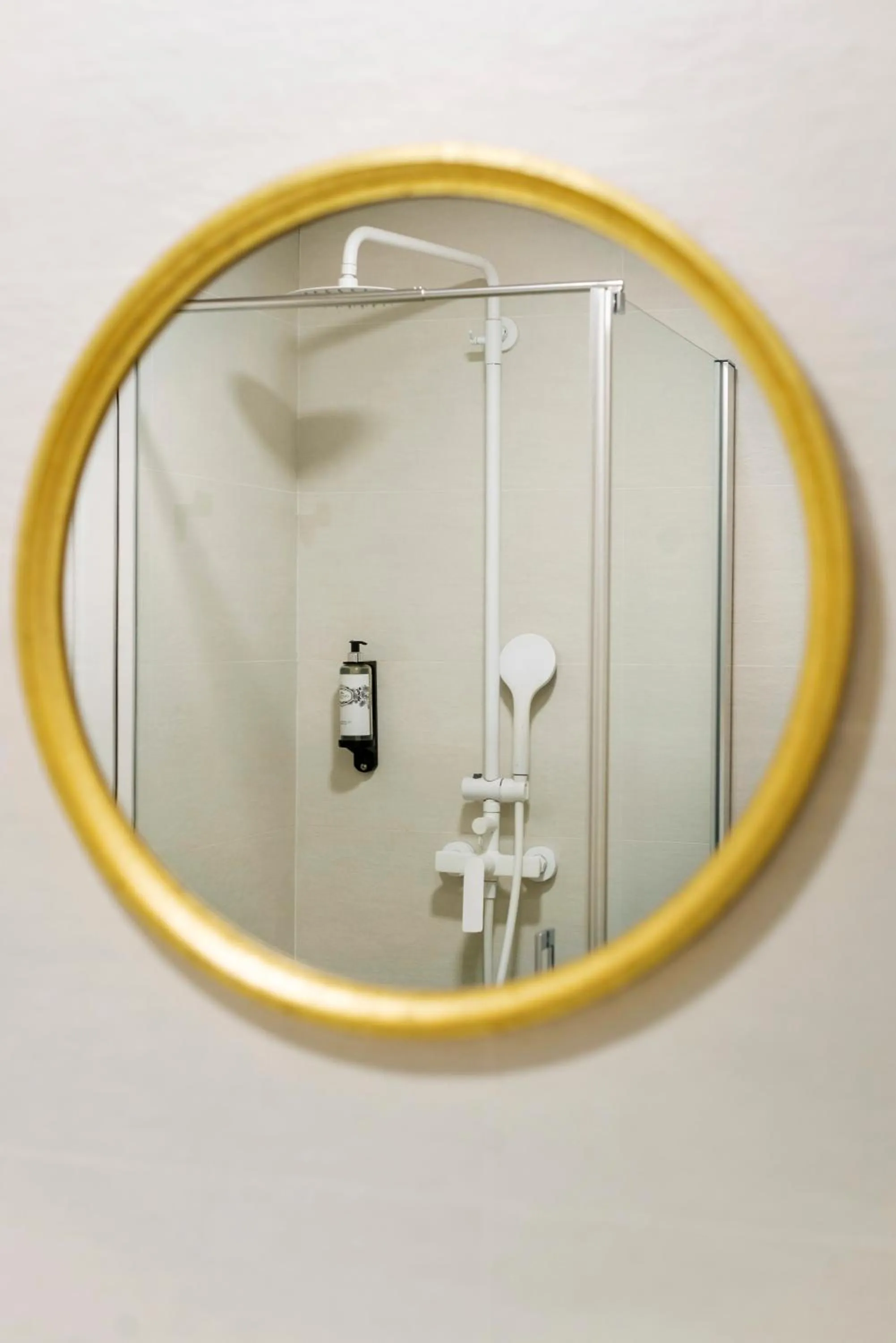 Bed in Blanq Comedias