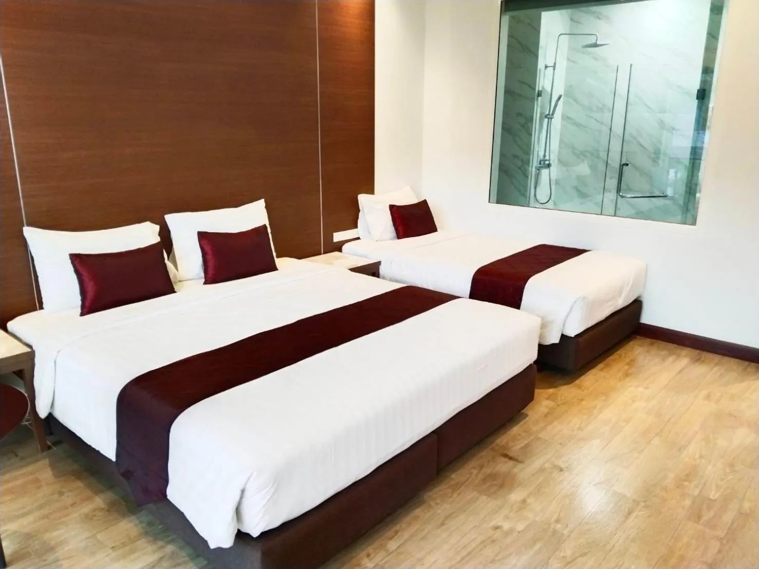 Bed in Southern Airport Hotel Hatyai