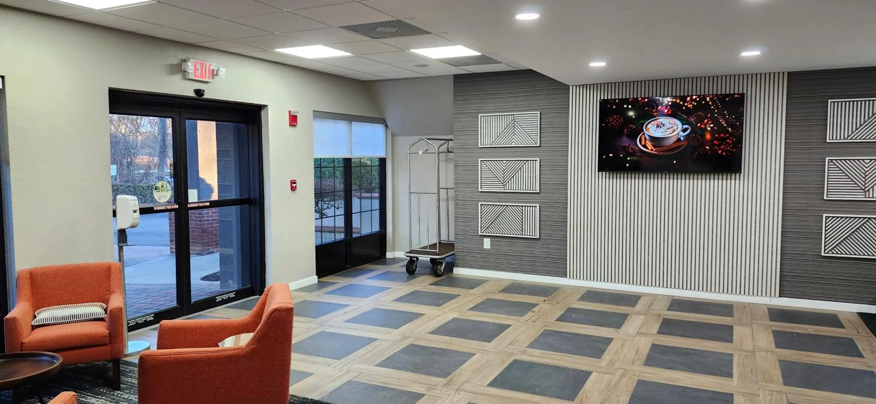 Property building in Quality Inn Richmond North