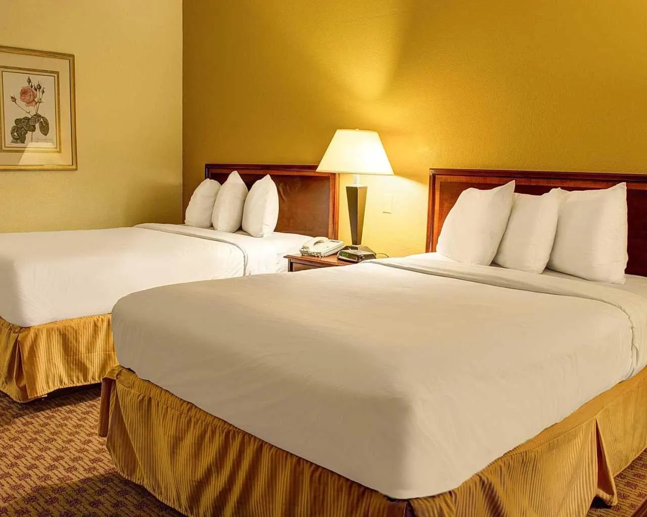 Bedroom, Bed in Quality Inn Richmond North