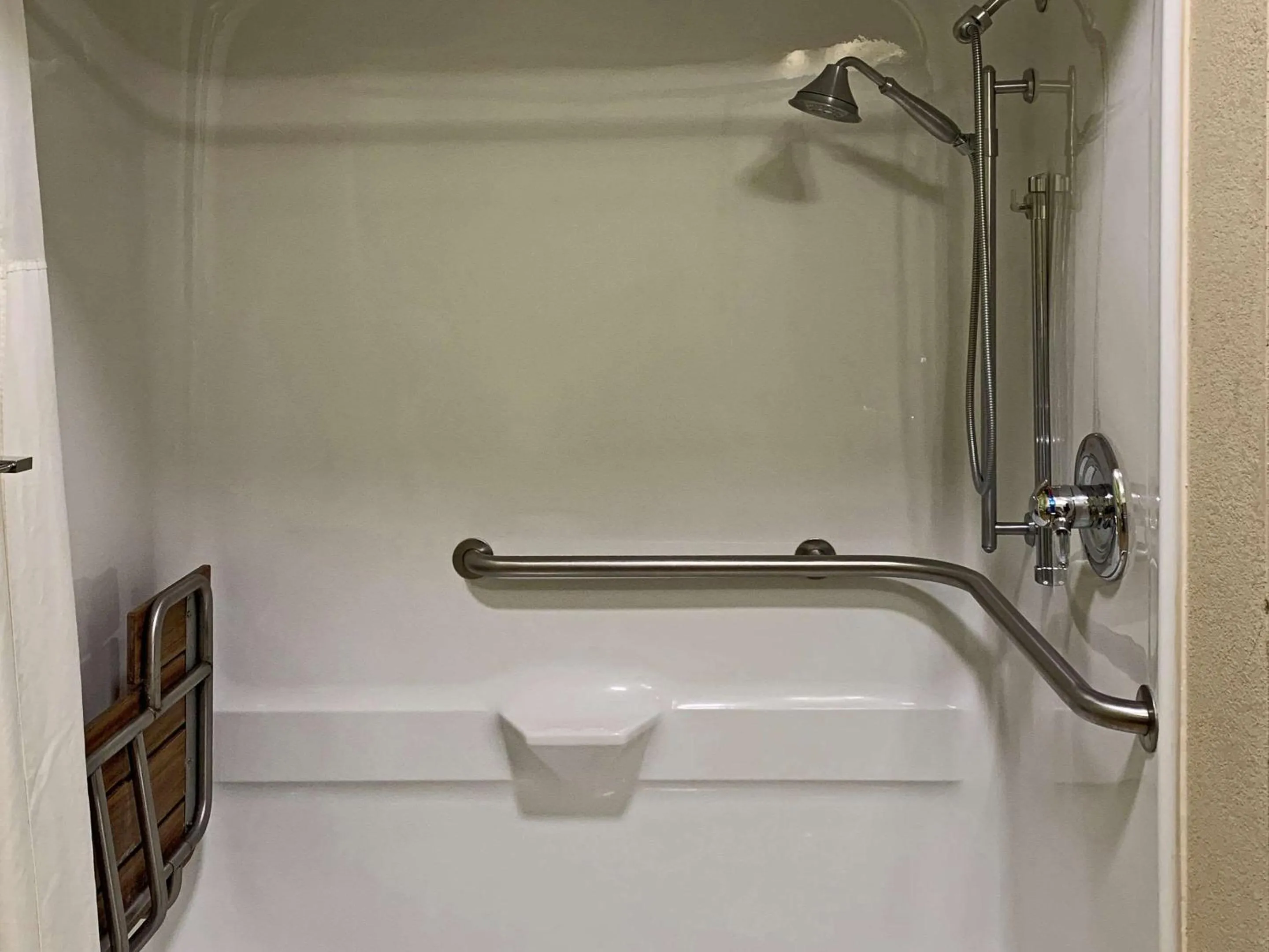 Bedroom in Quality Inn & Suites Quantico