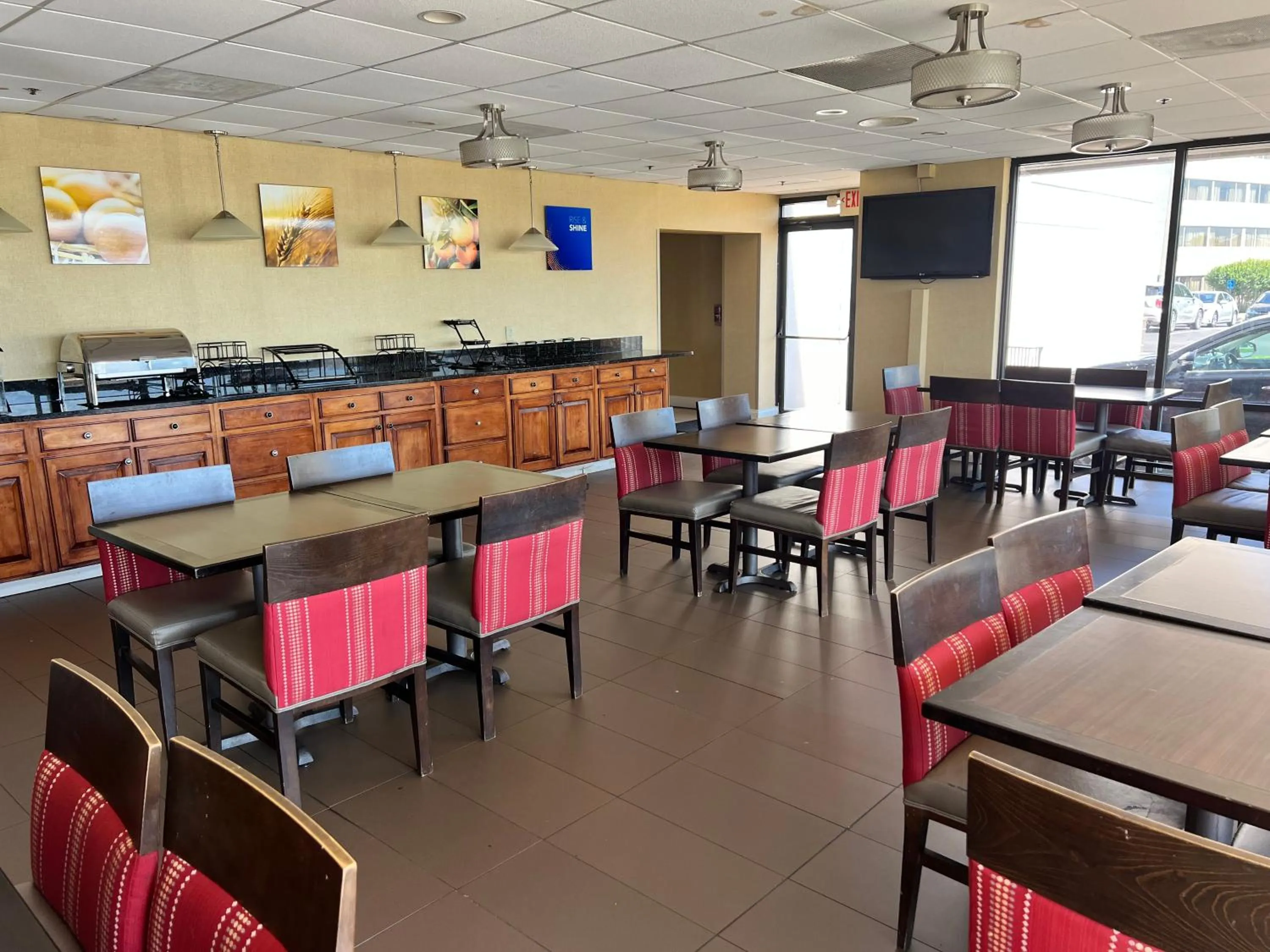 Breakfast in Comfort Inn Springfield