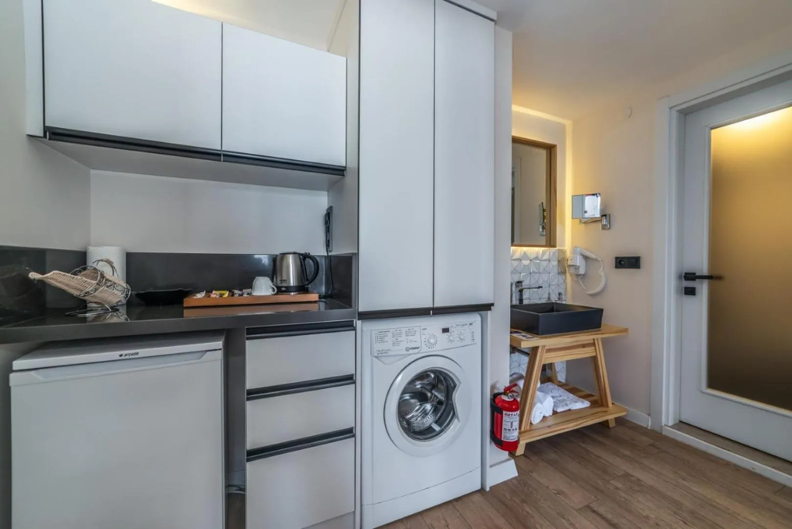 Coffee/tea facilities in Ece Marina Suites