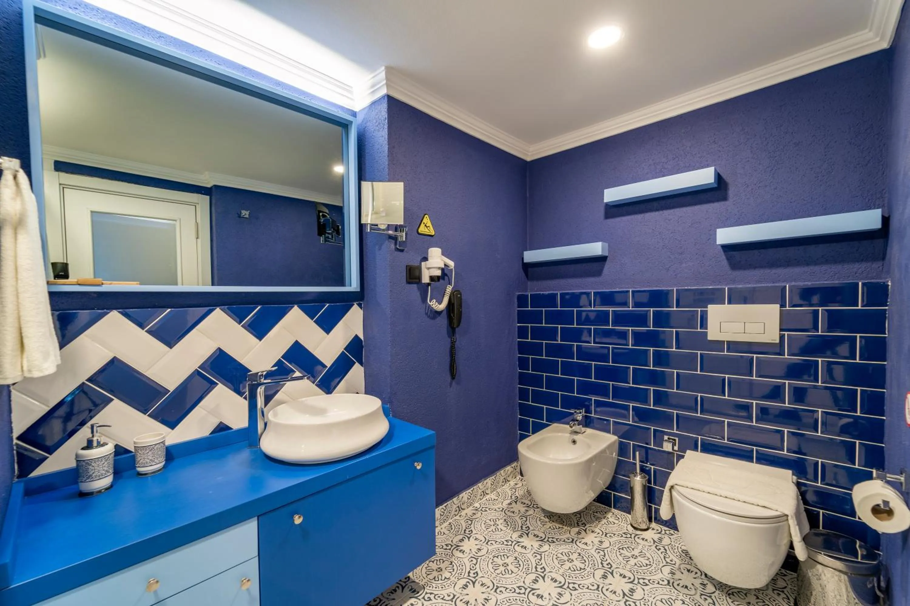 Bathroom in Ece Marina Suites