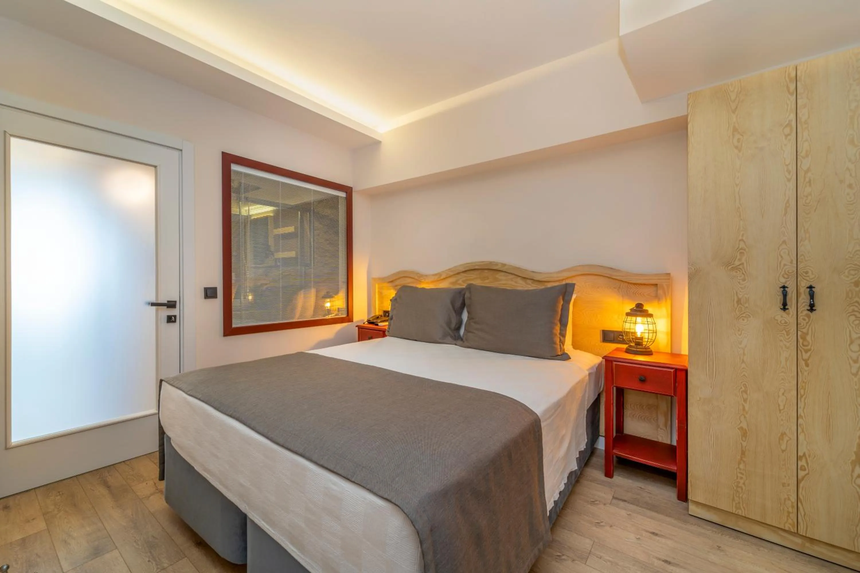 Bedroom, Bed in Ece Marina Suites