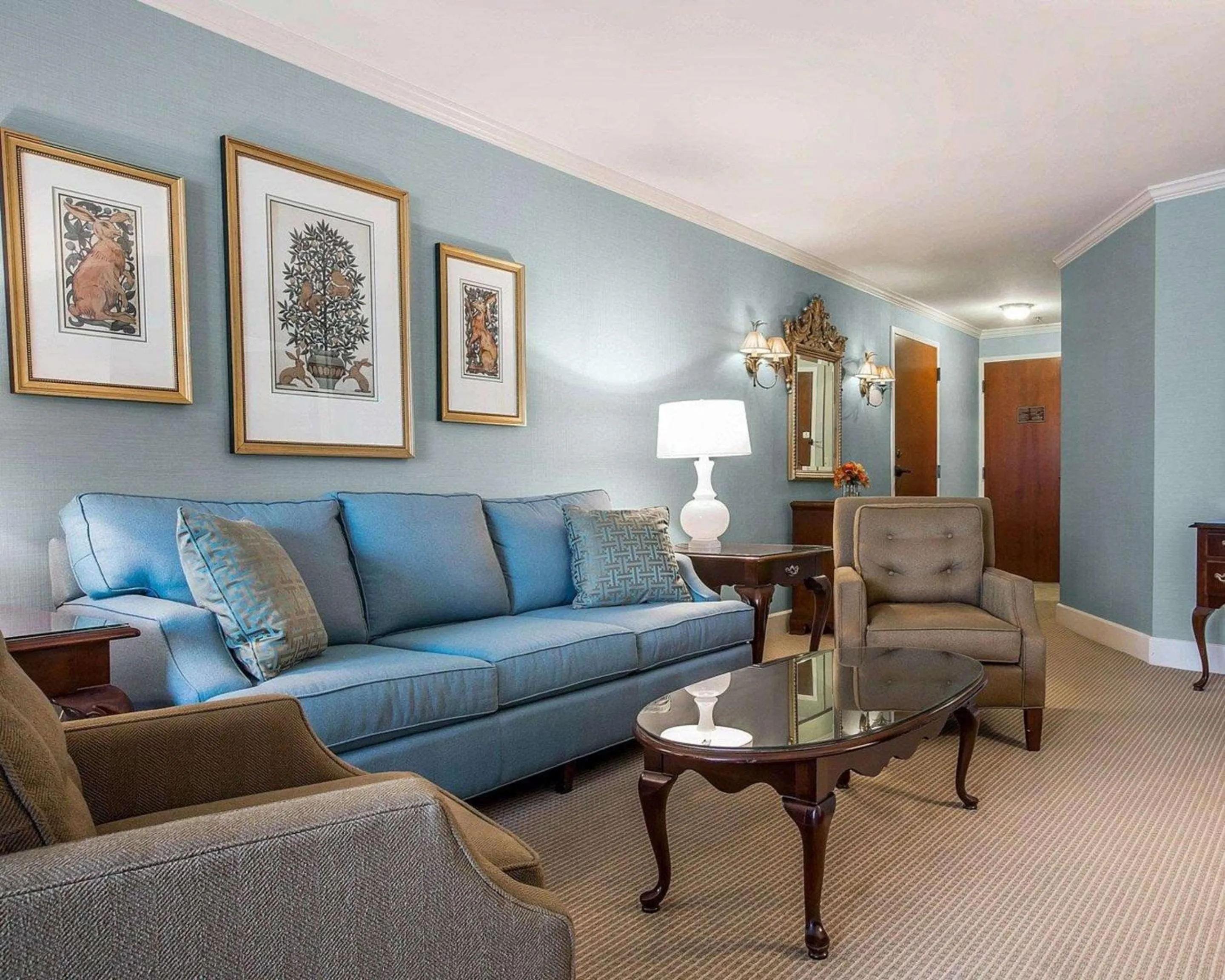 Photo of the whole room in Comfort Inn & Suites Near Burke Mountain