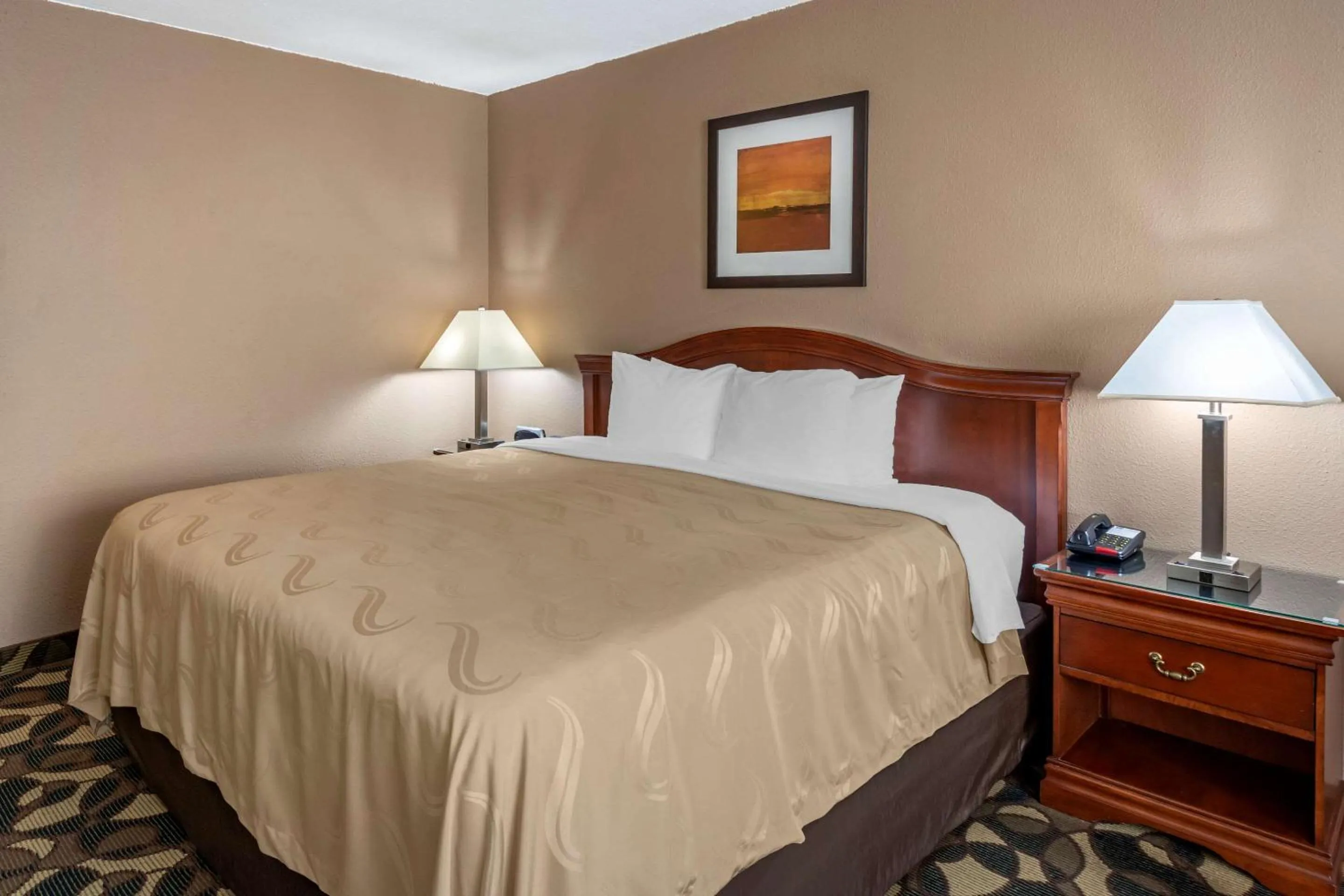 Photo of the whole room, Bed in Quality Inn Paradise Creek