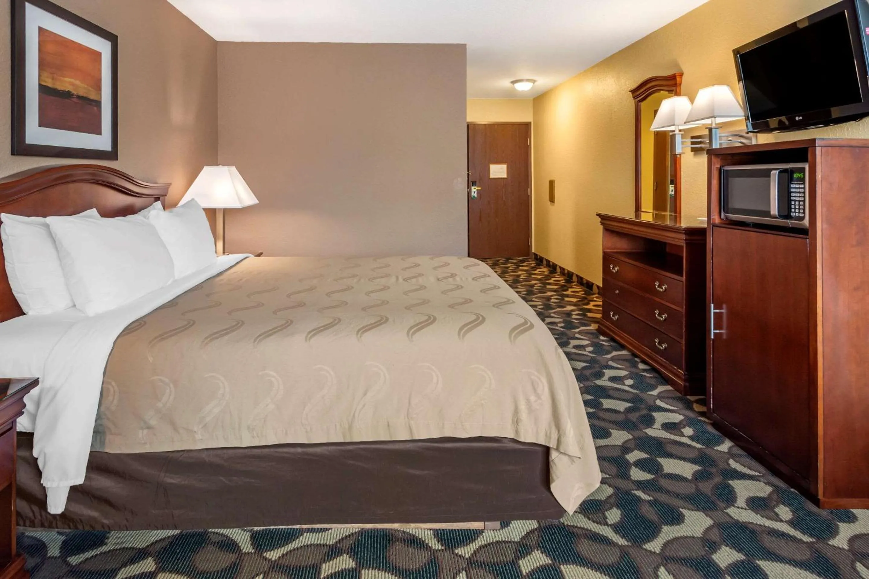 Photo of the whole room, Bed in Quality Inn Paradise Creek