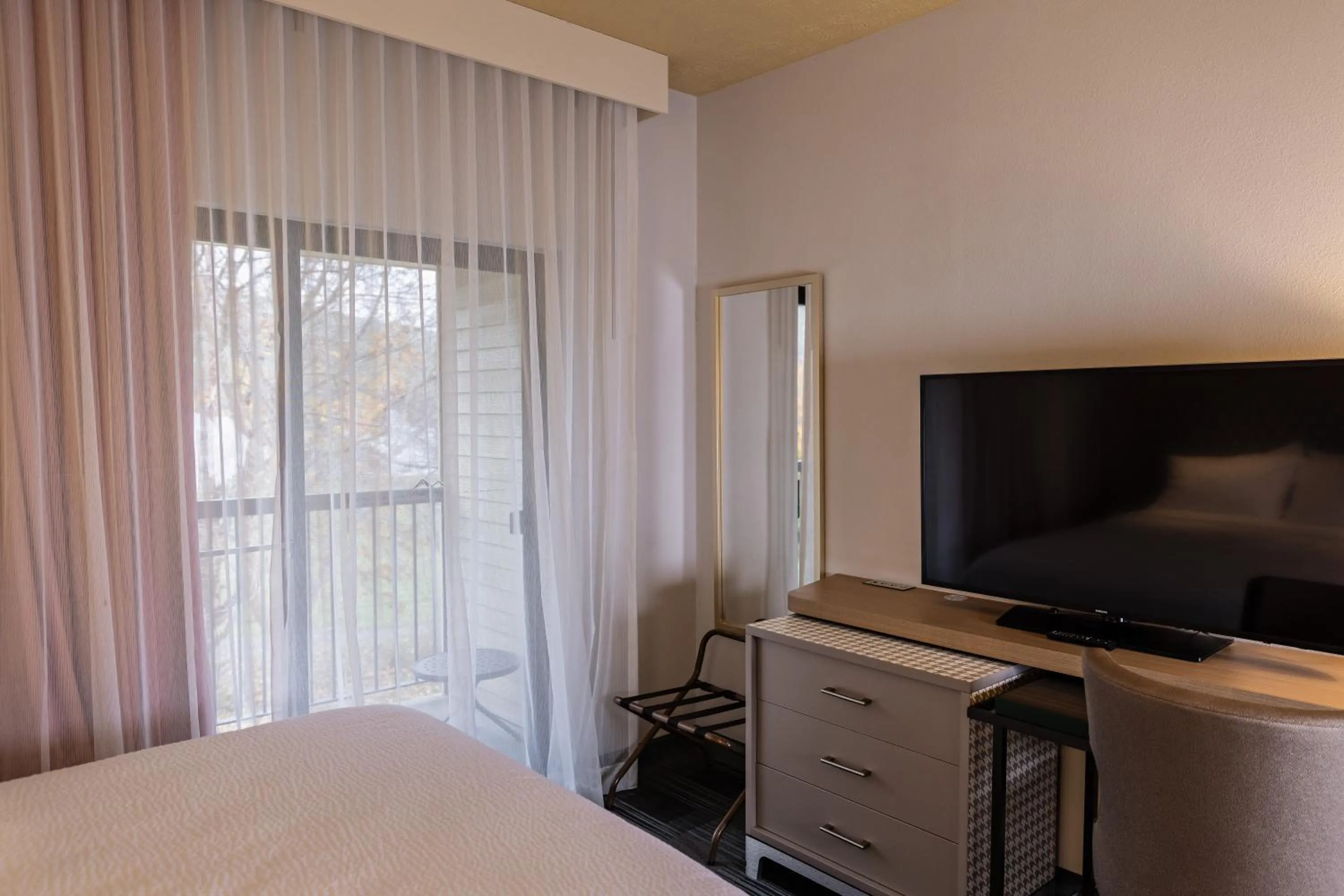 Bed in Holiday Inn Clarkston - Lewiston by IHG