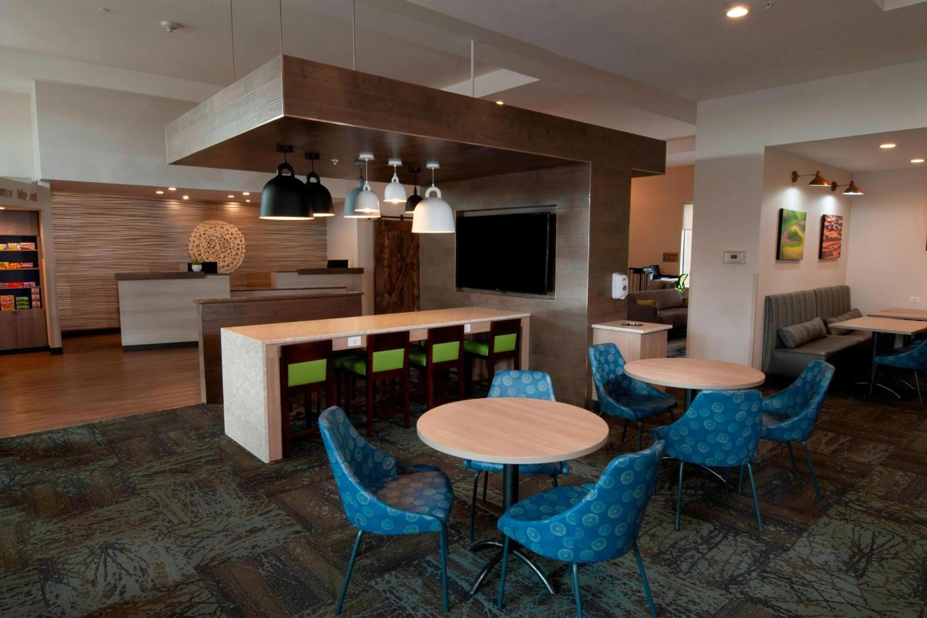 Breakfast in Fairfield Inn & Suites by Marriott Spokane Valley