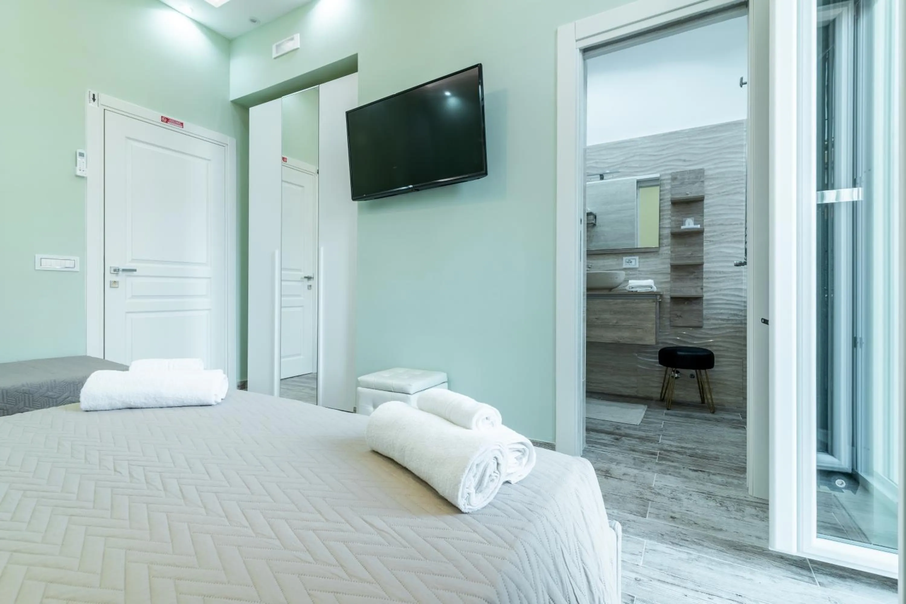 Bed in Zeus Inn - Una finestra sul Vaticano