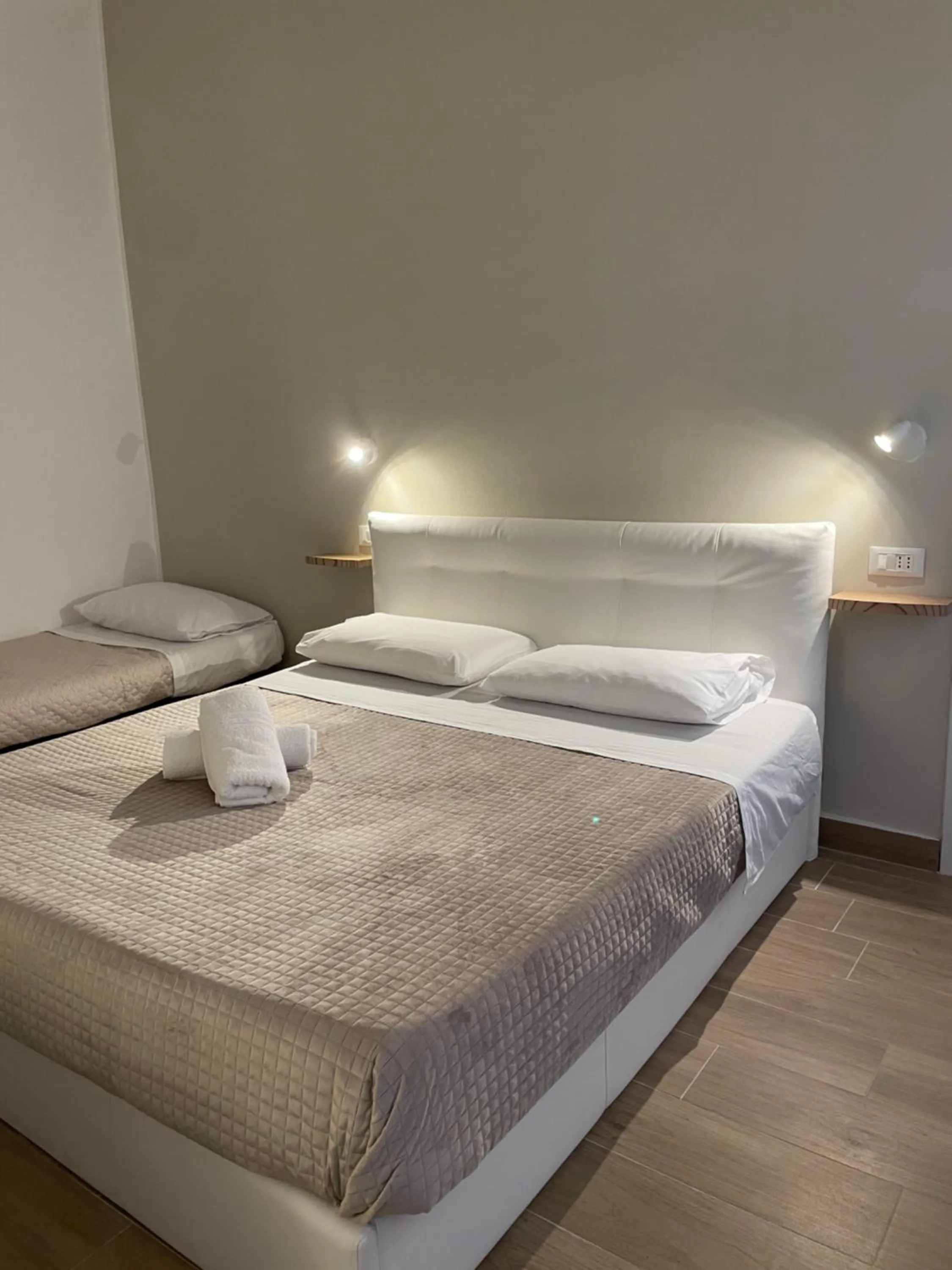 Bedroom, Bed in Leone Suite B&B & Restaurant AIC