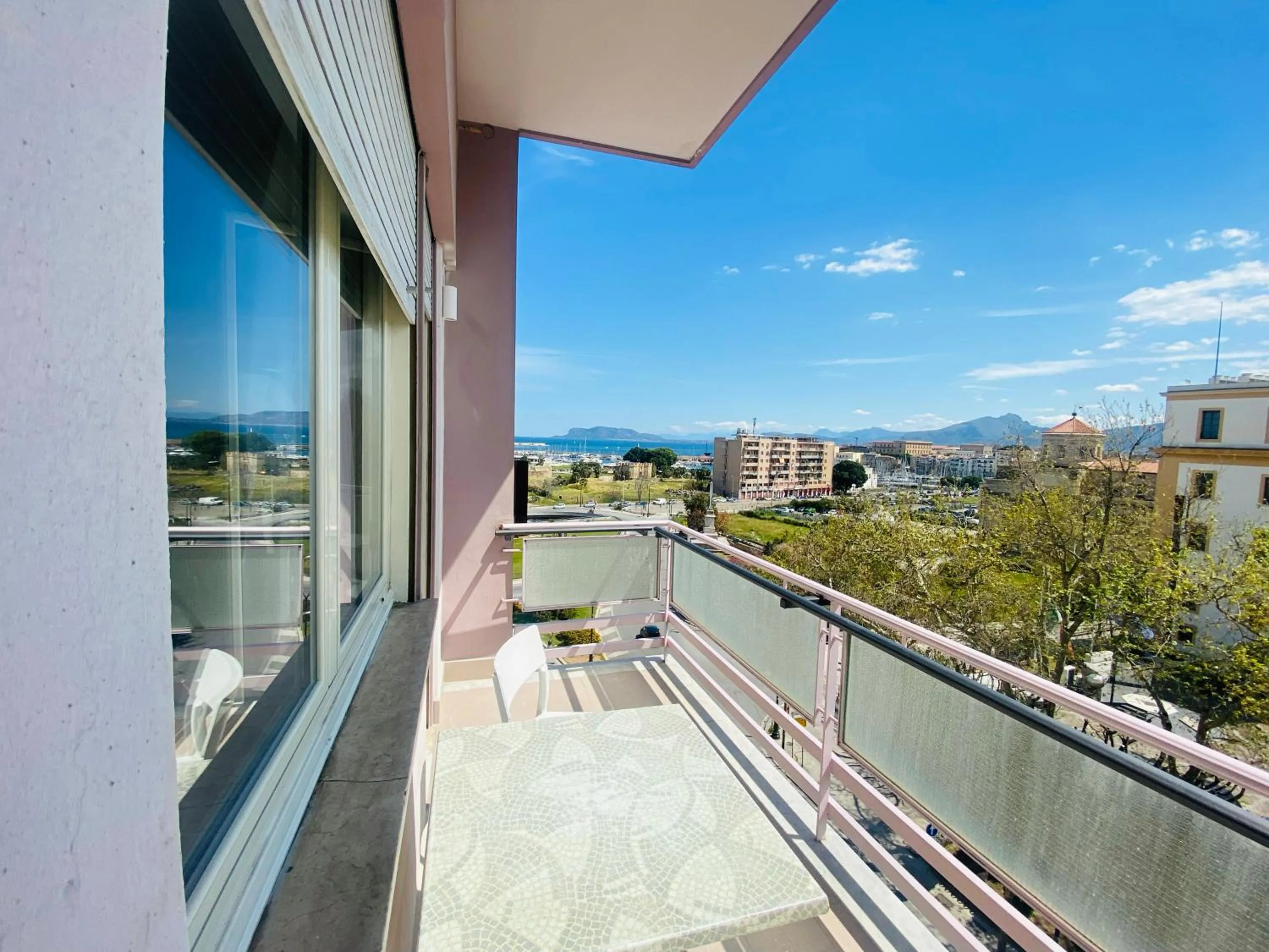 View (from property/room) in Leone Suite B&B & Restaurant AIC