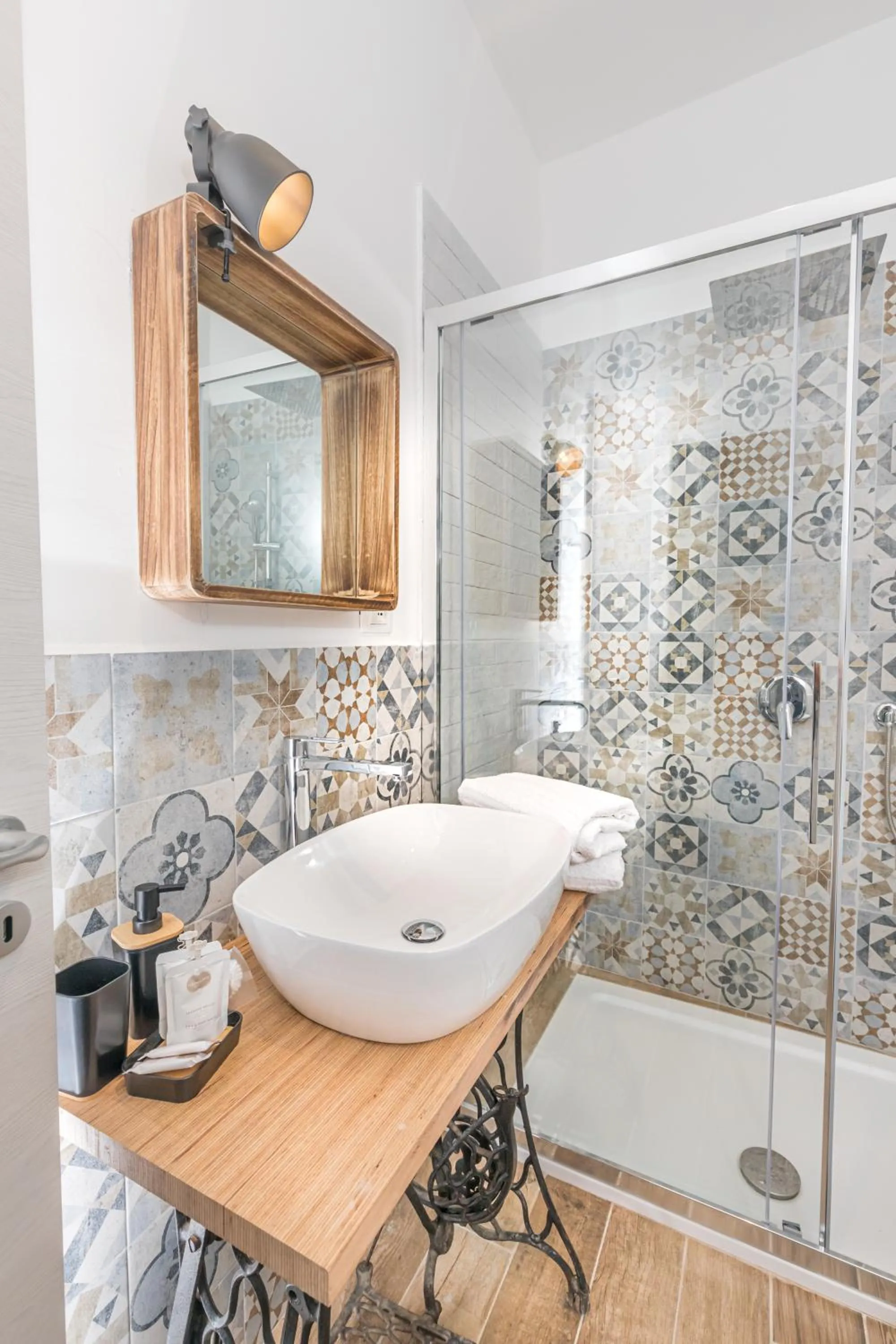 Toilet in Leone Suite B&B & Restaurant AIC