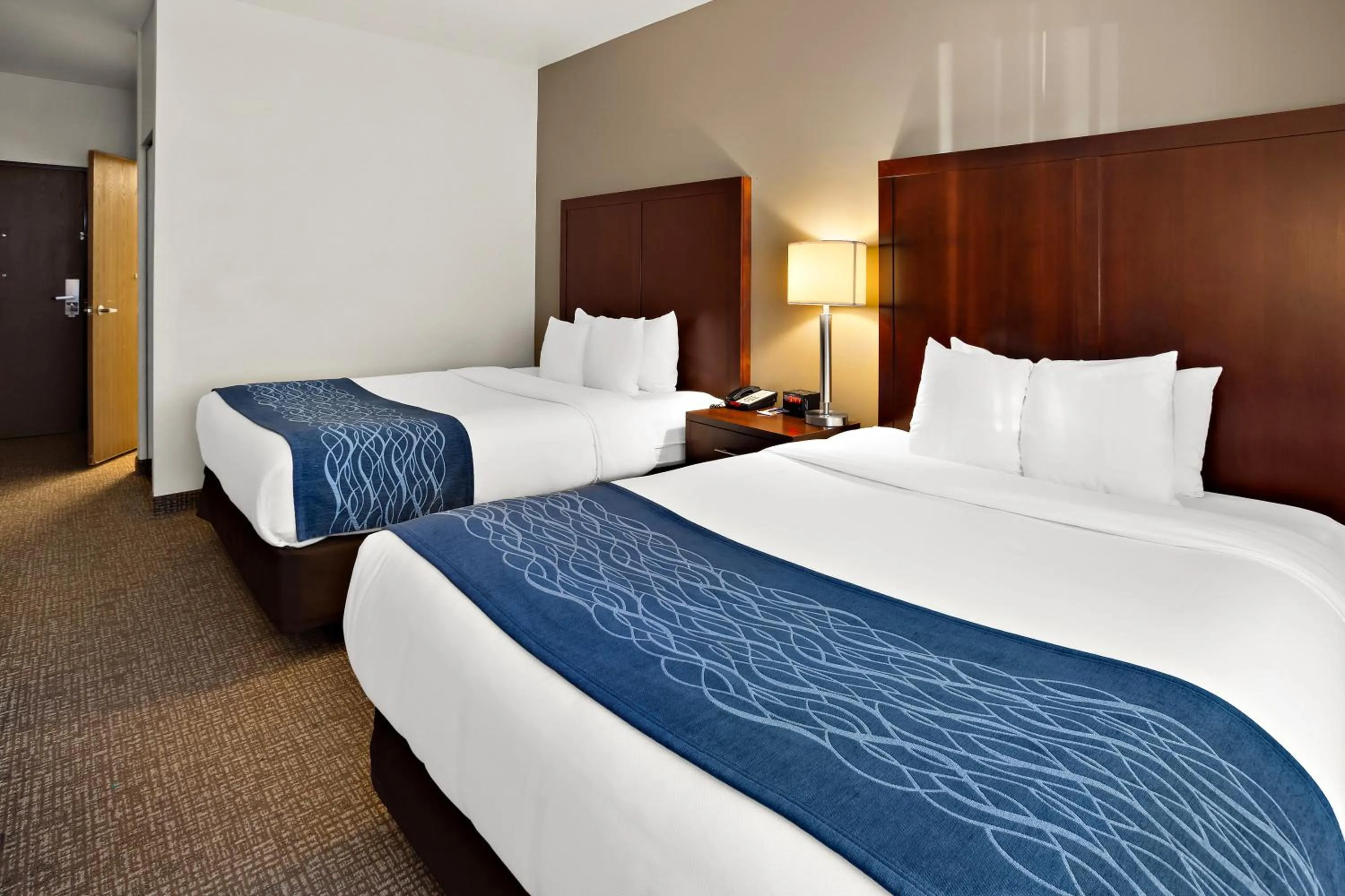 Bed in Comfort Inn Lacey - Olympia