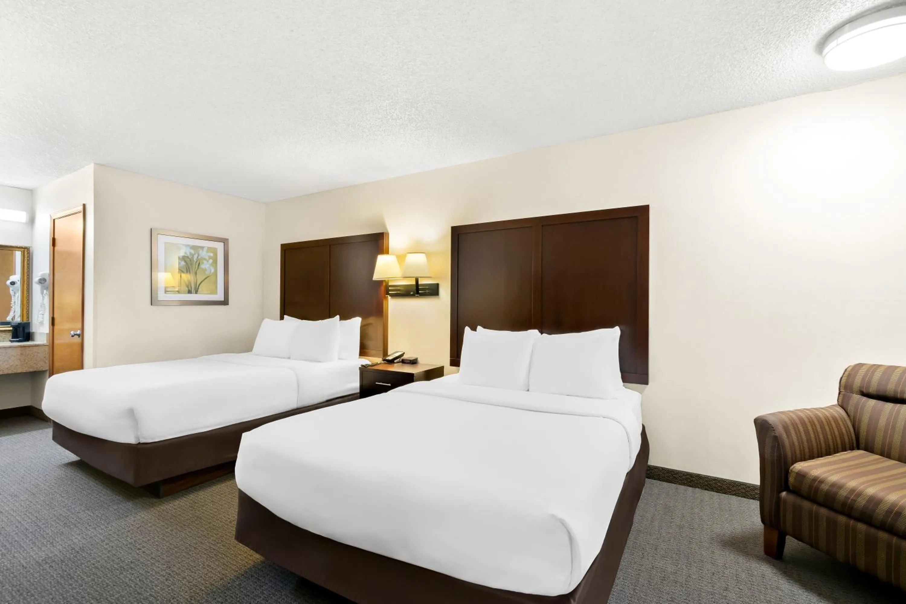 Bed in Quality Inn Mount Vernon