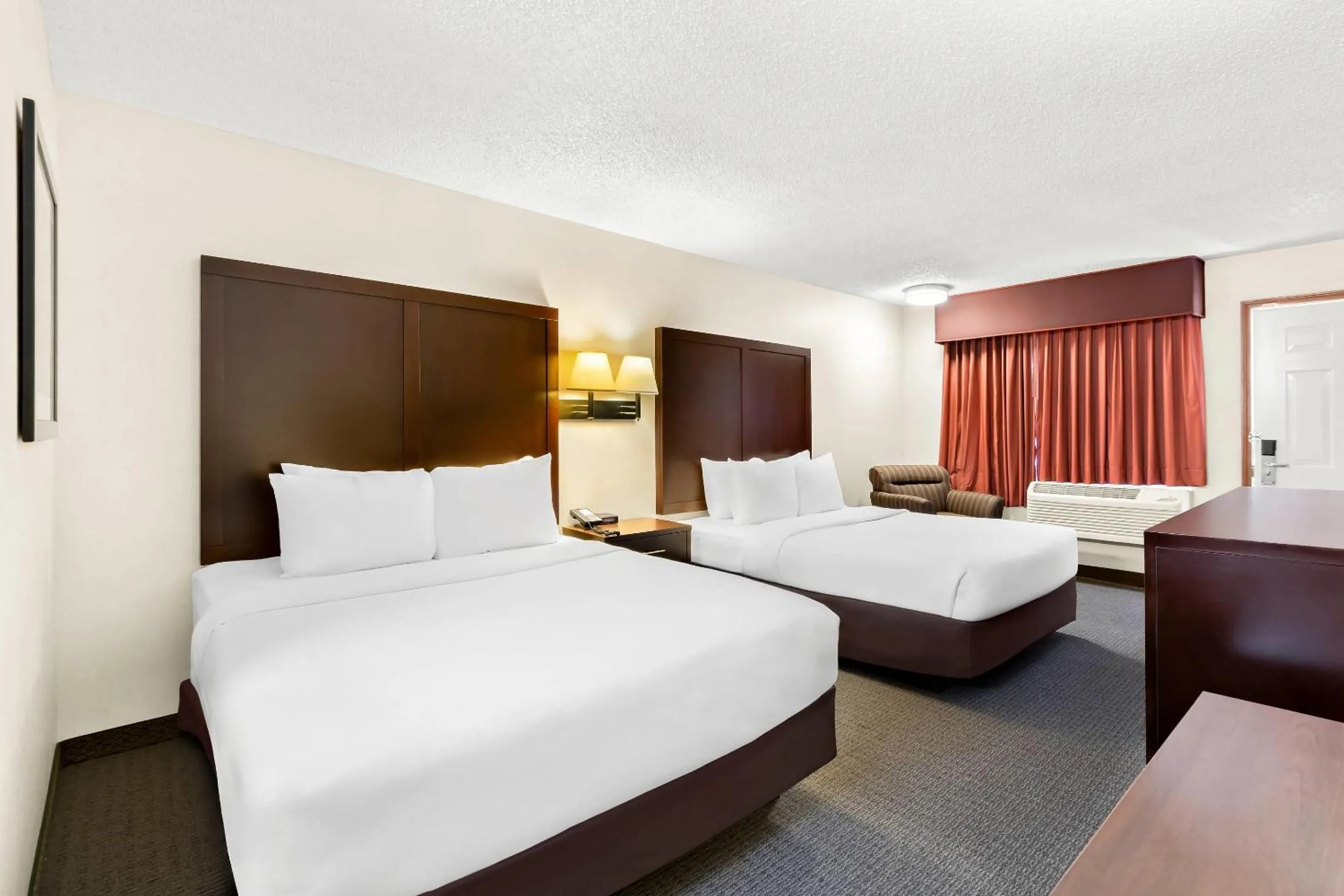 Bedroom, Bed in Quality Inn Mount Vernon