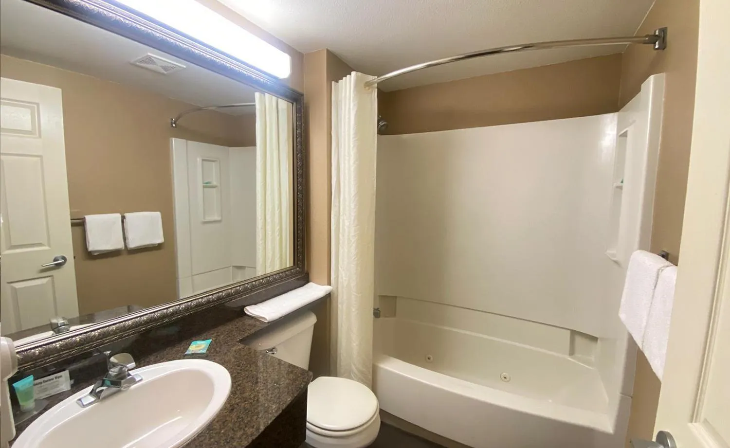 Bathroom in Coratel Inn and Suites By Jasper Ocean Shores