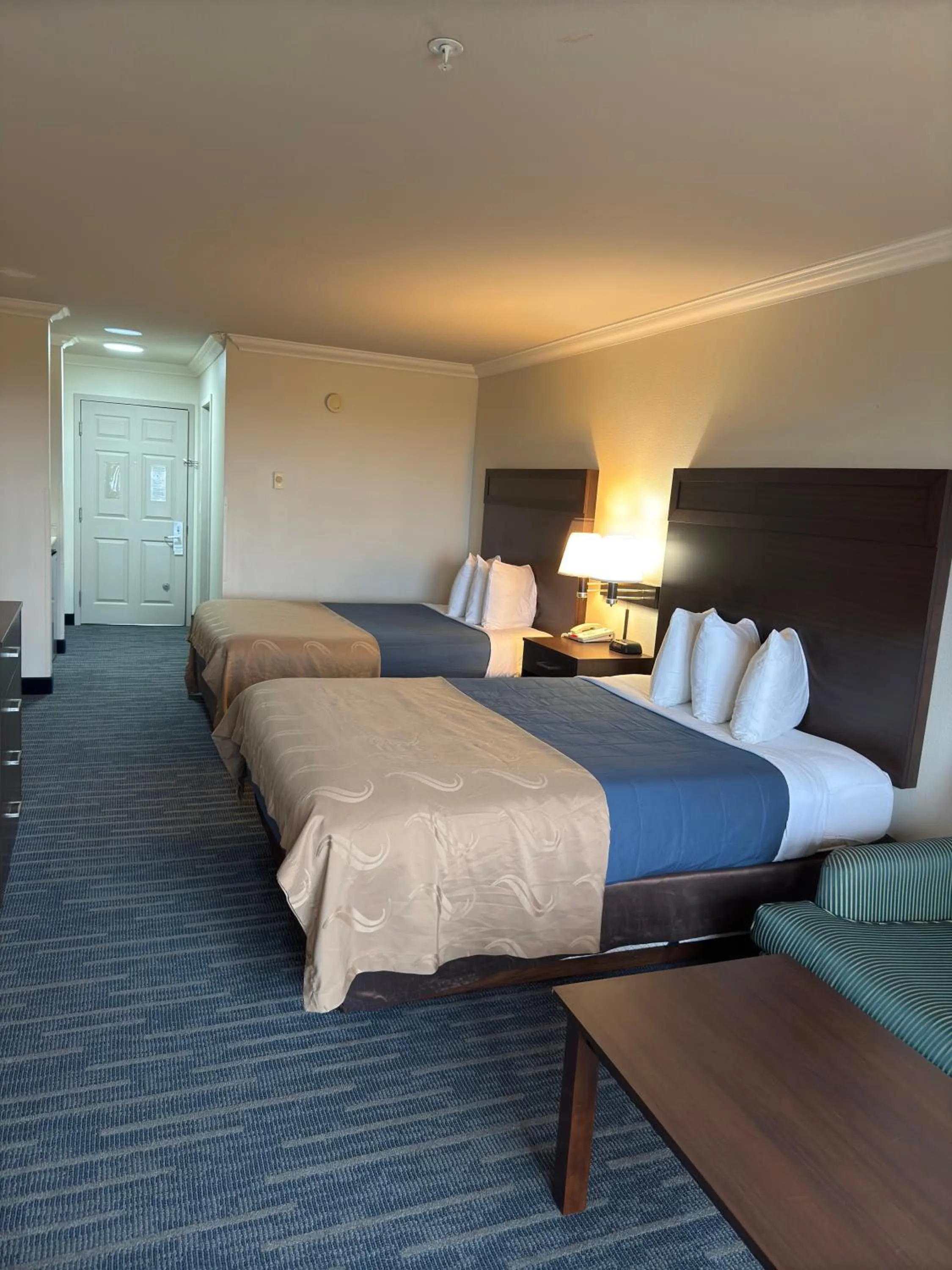 Bed in Ocean Paradise Hotel & Resort