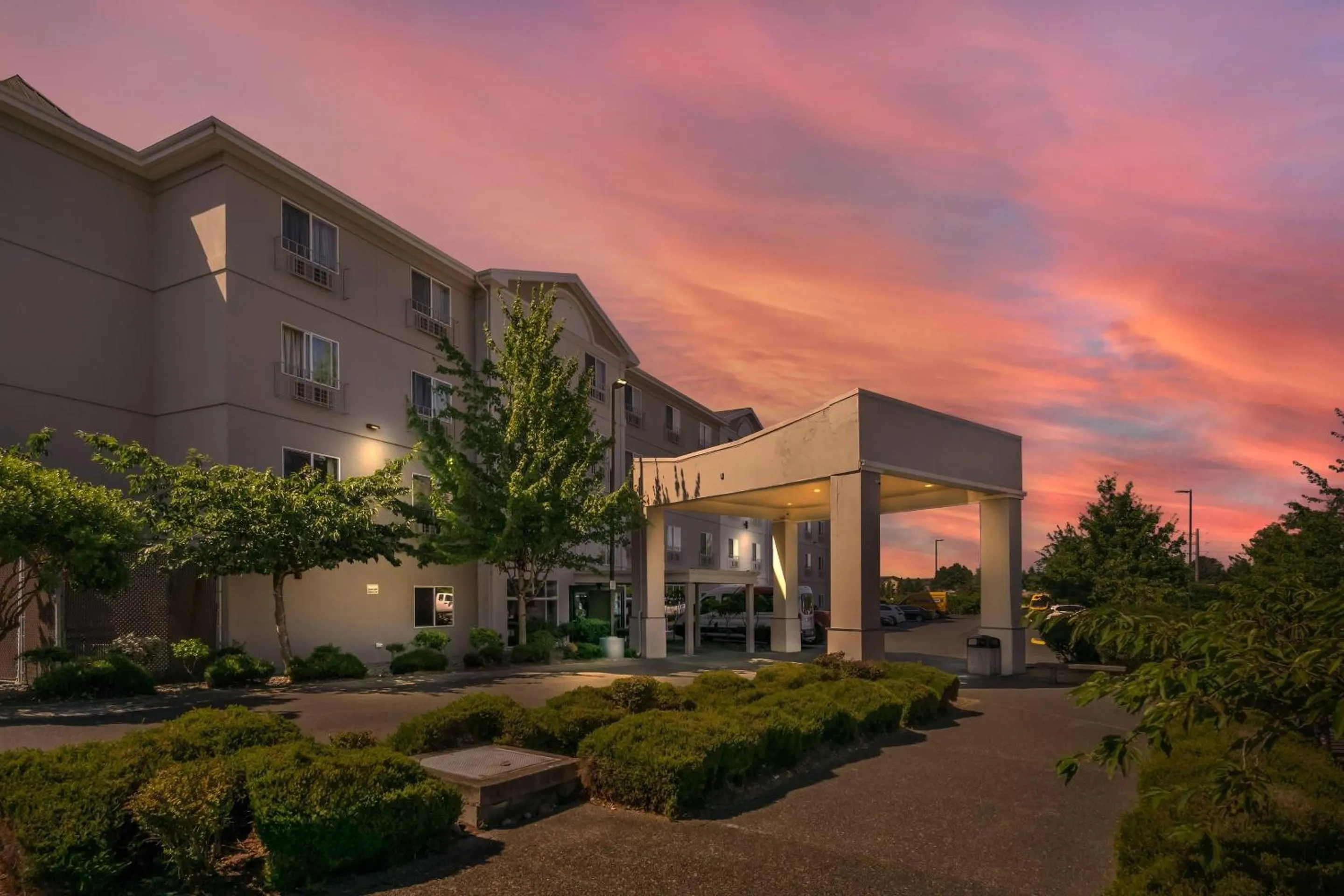 Property building in Comfort Inn Federal Way - Seattle