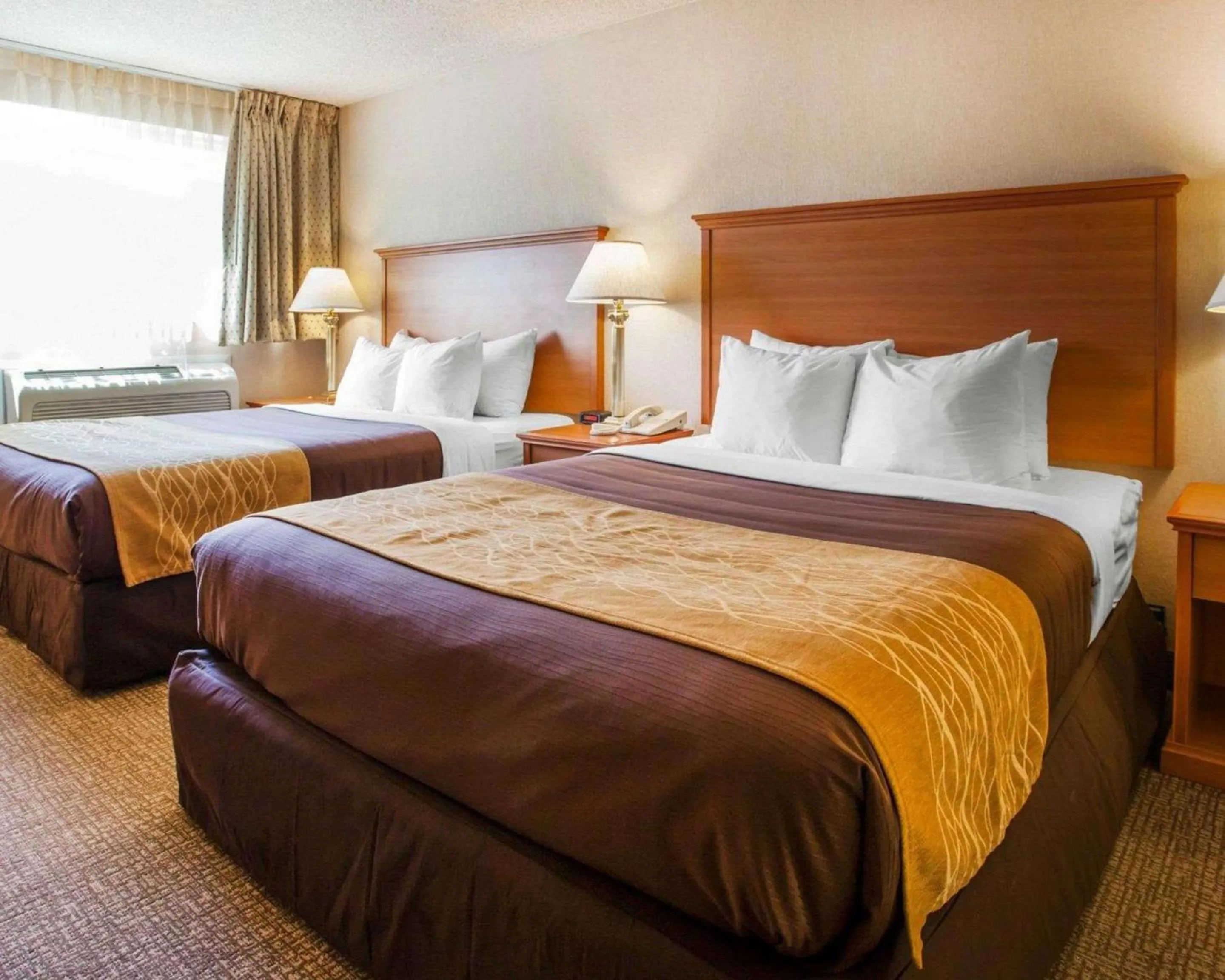 Bedroom, Bed in Quality Inn Kirkland