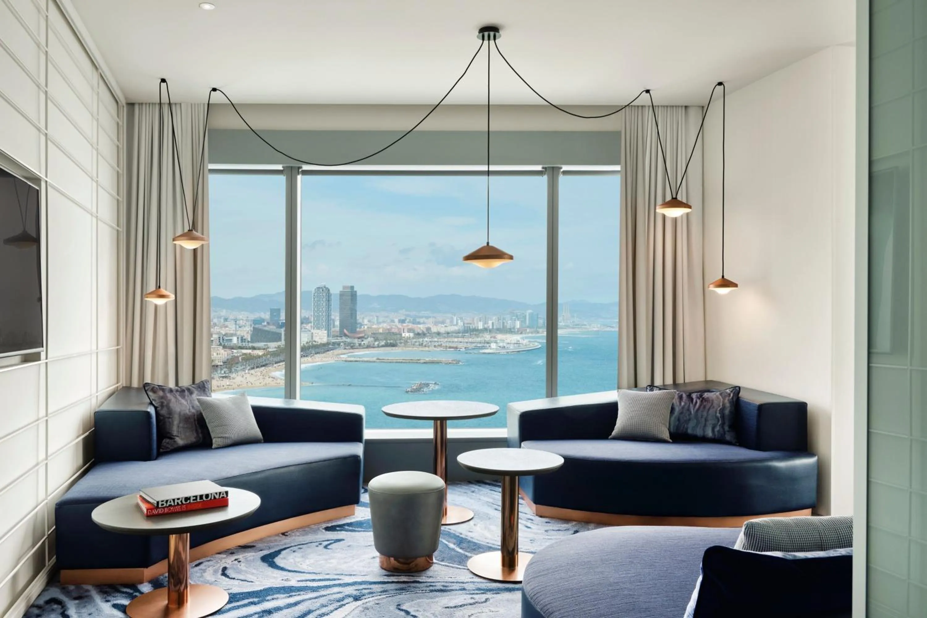 Photo of the whole room in W Barcelona