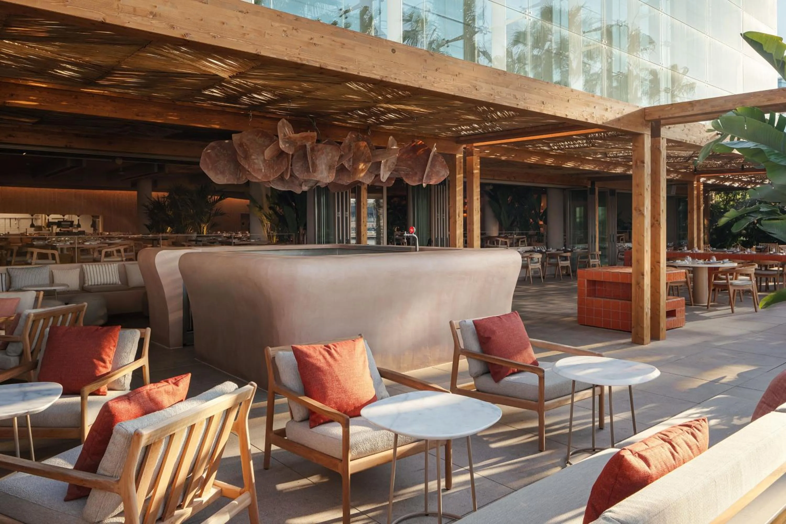 Restaurant/places to eat in W Barcelona