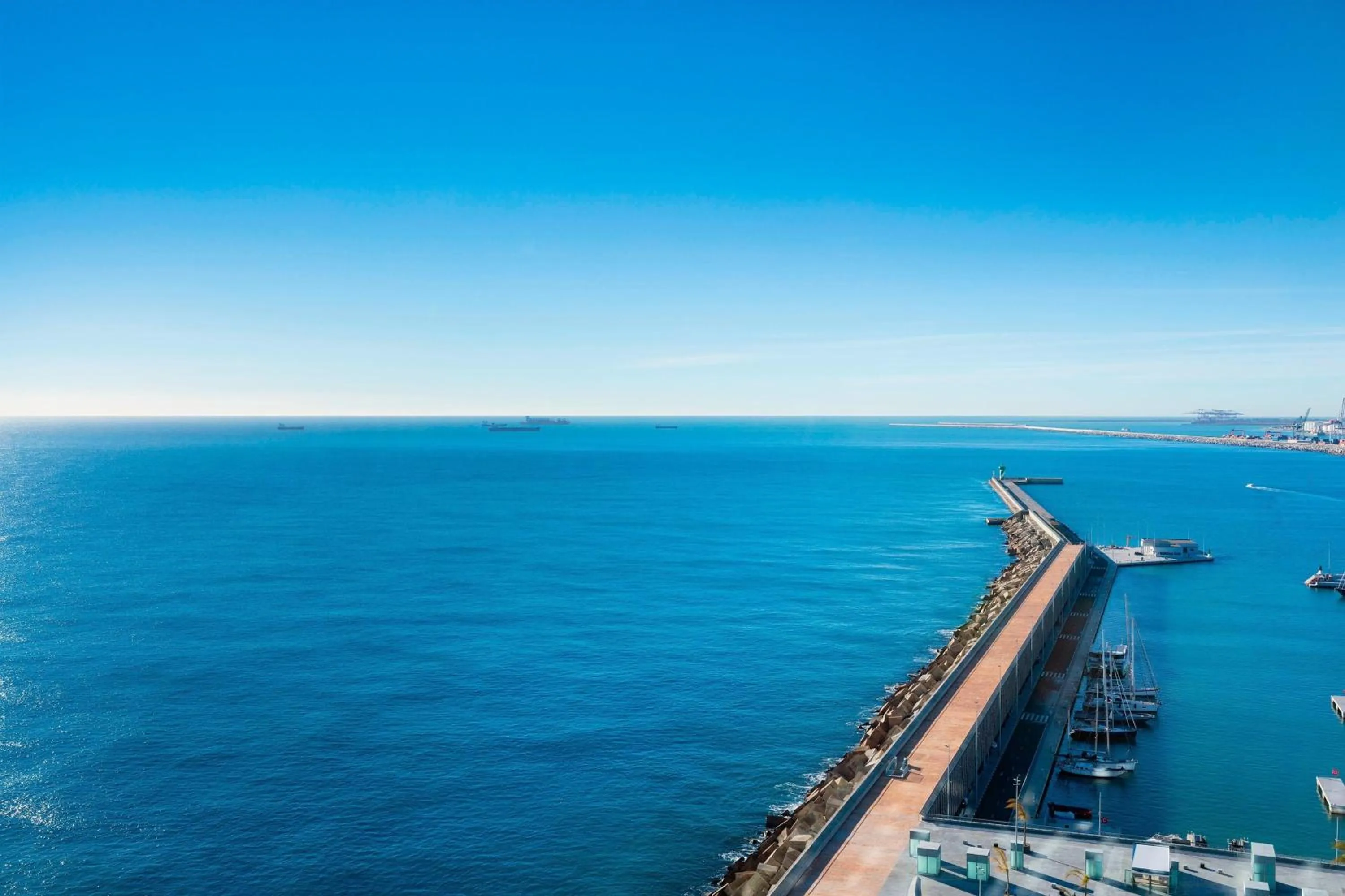 Photo of the whole room in W Barcelona