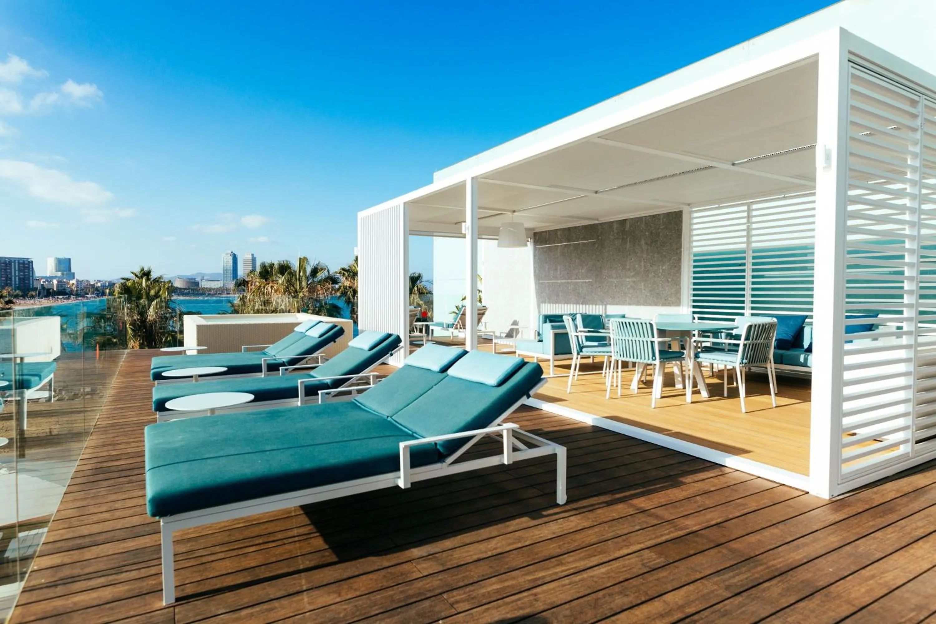 Property building in W Barcelona