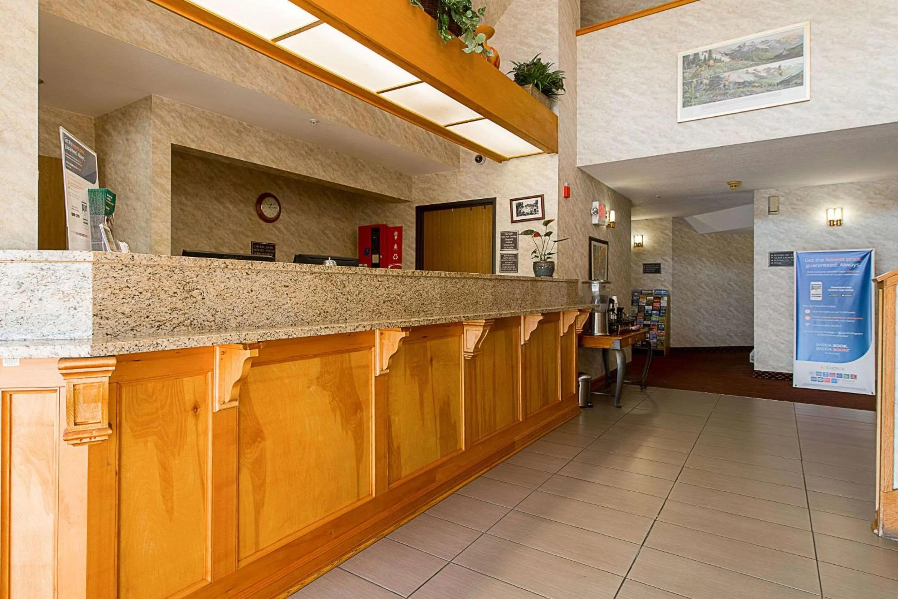 Lobby or reception in Econo Lodge Buckley