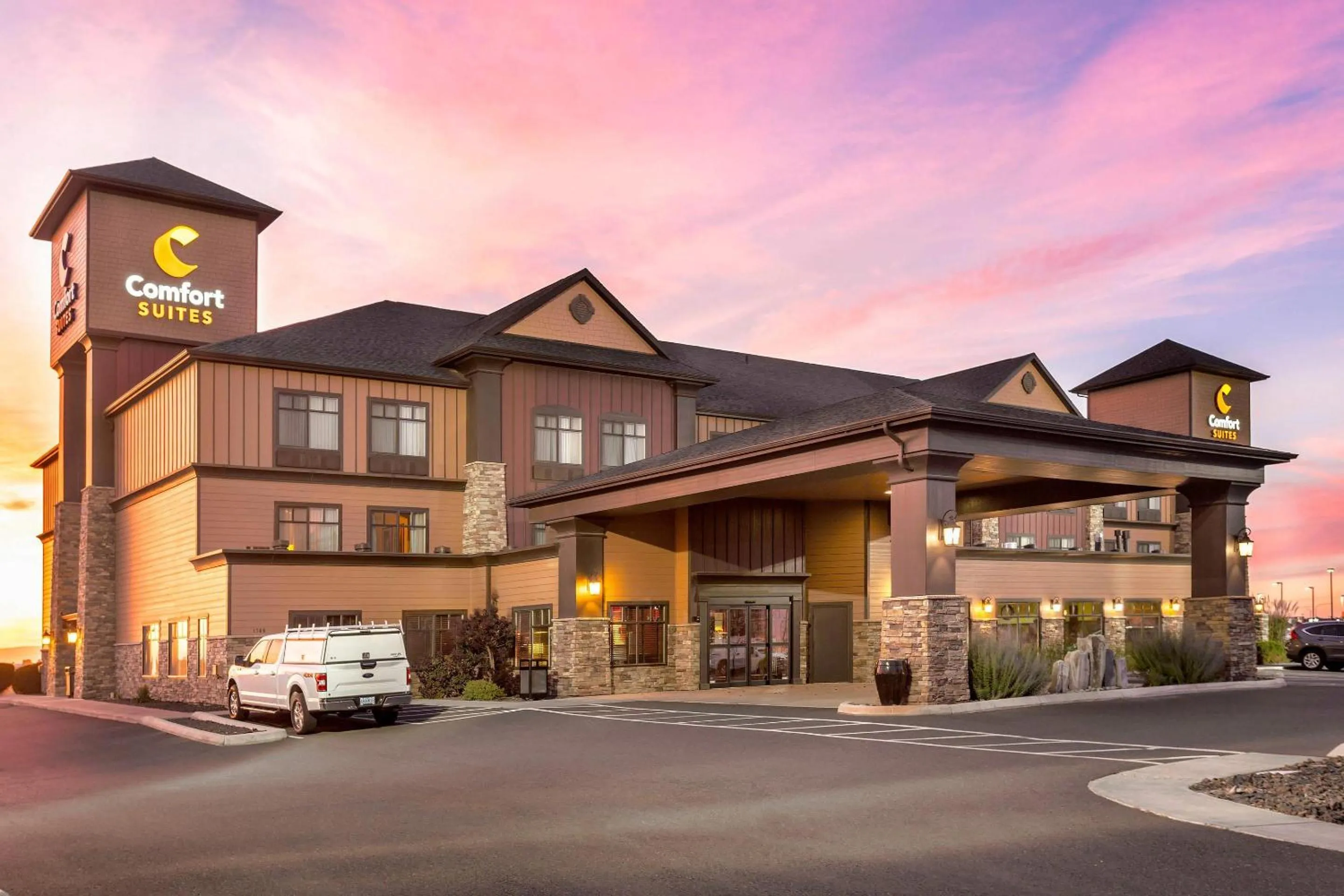 Property building in Comfort Suites Moses Lake