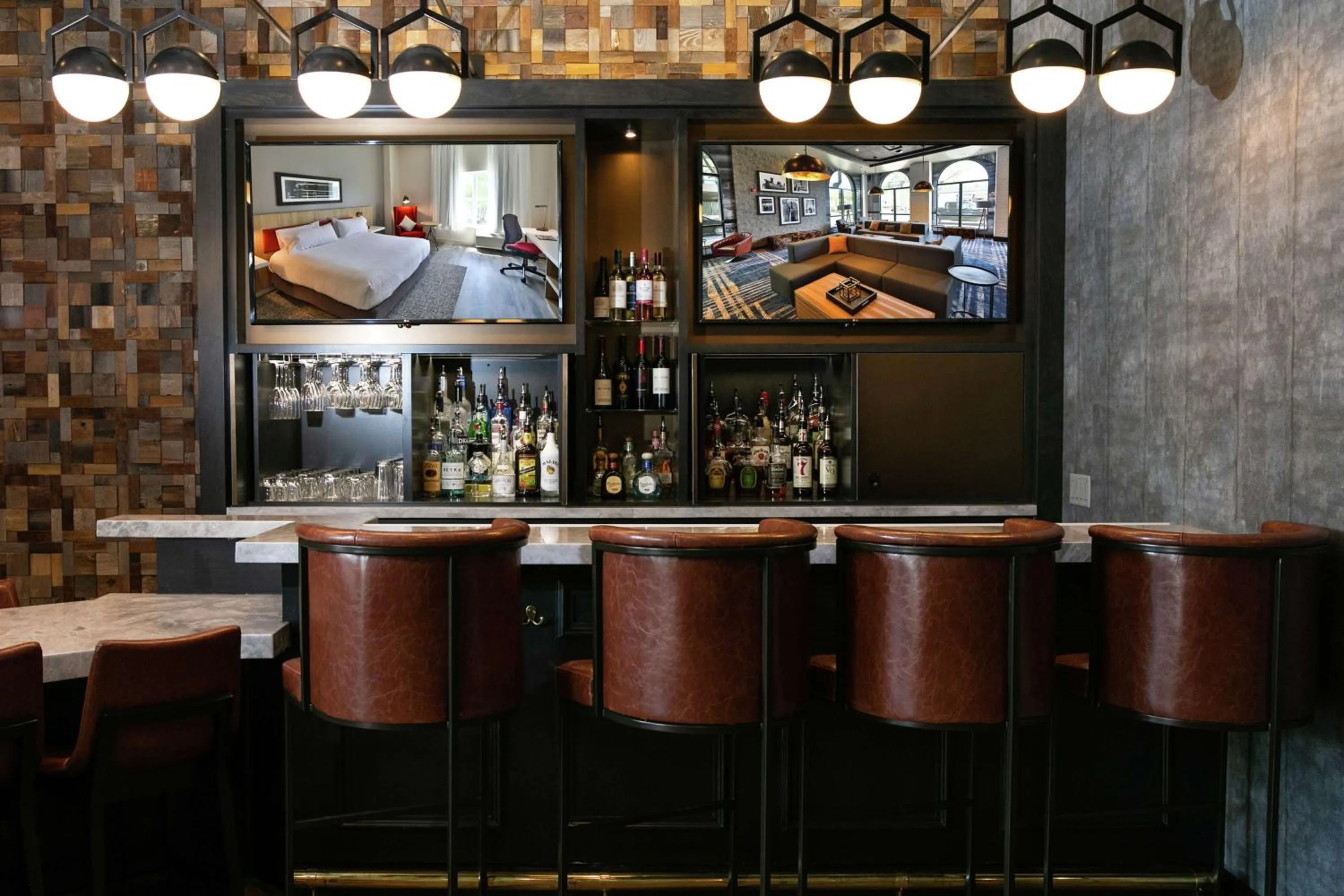 Lounge or bar in Hilton Garden Inn Savannah Historic District