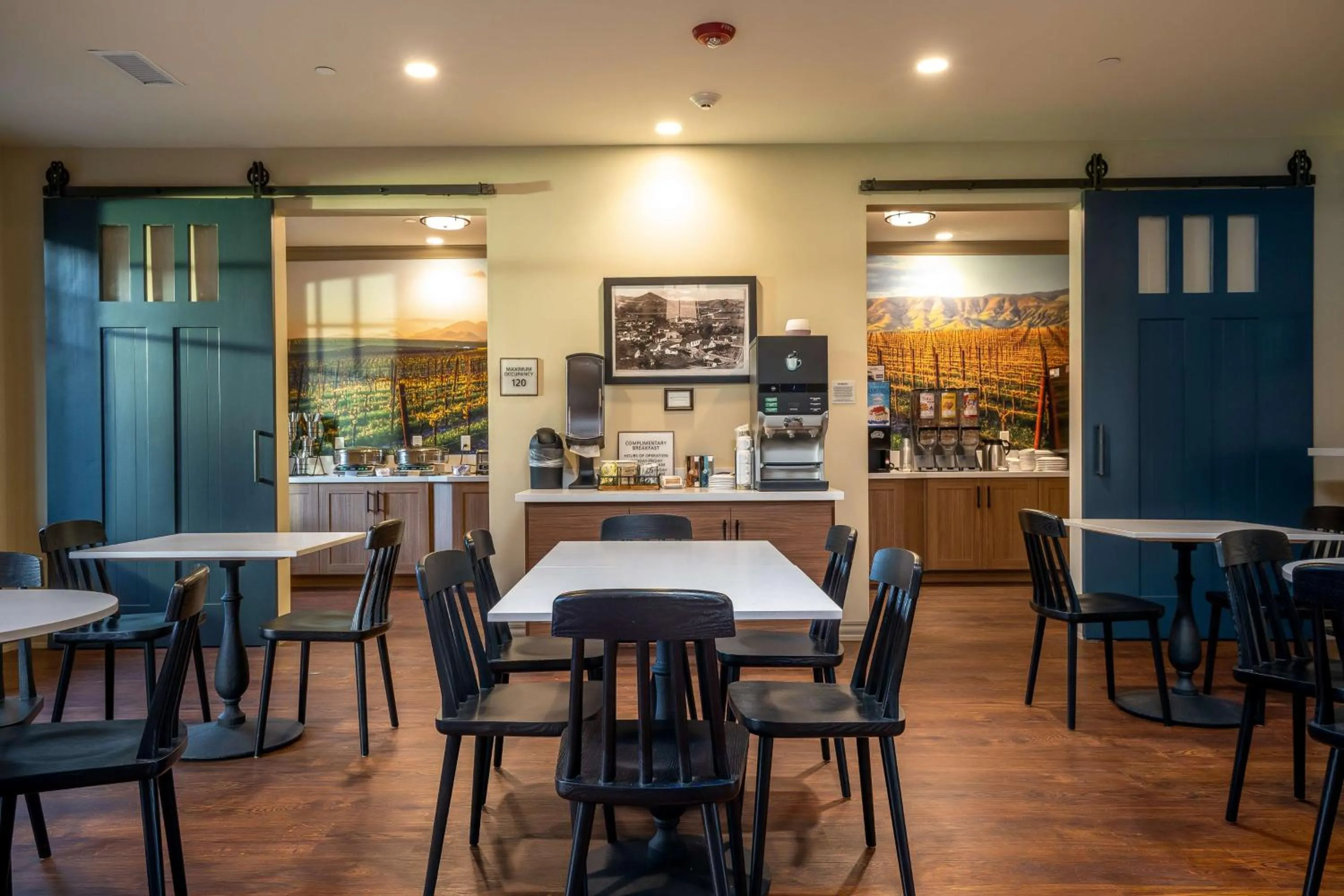 Restaurant/places to eat in The Agrarian Hotel; Best Western Signature Collection