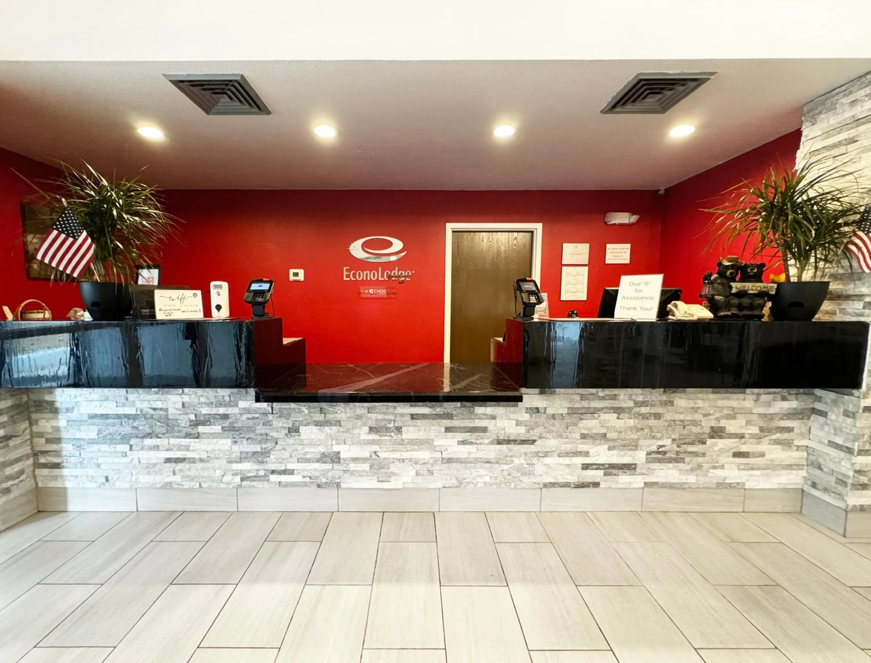 Lobby or reception in Econo Lodge Wausau - Rothschild