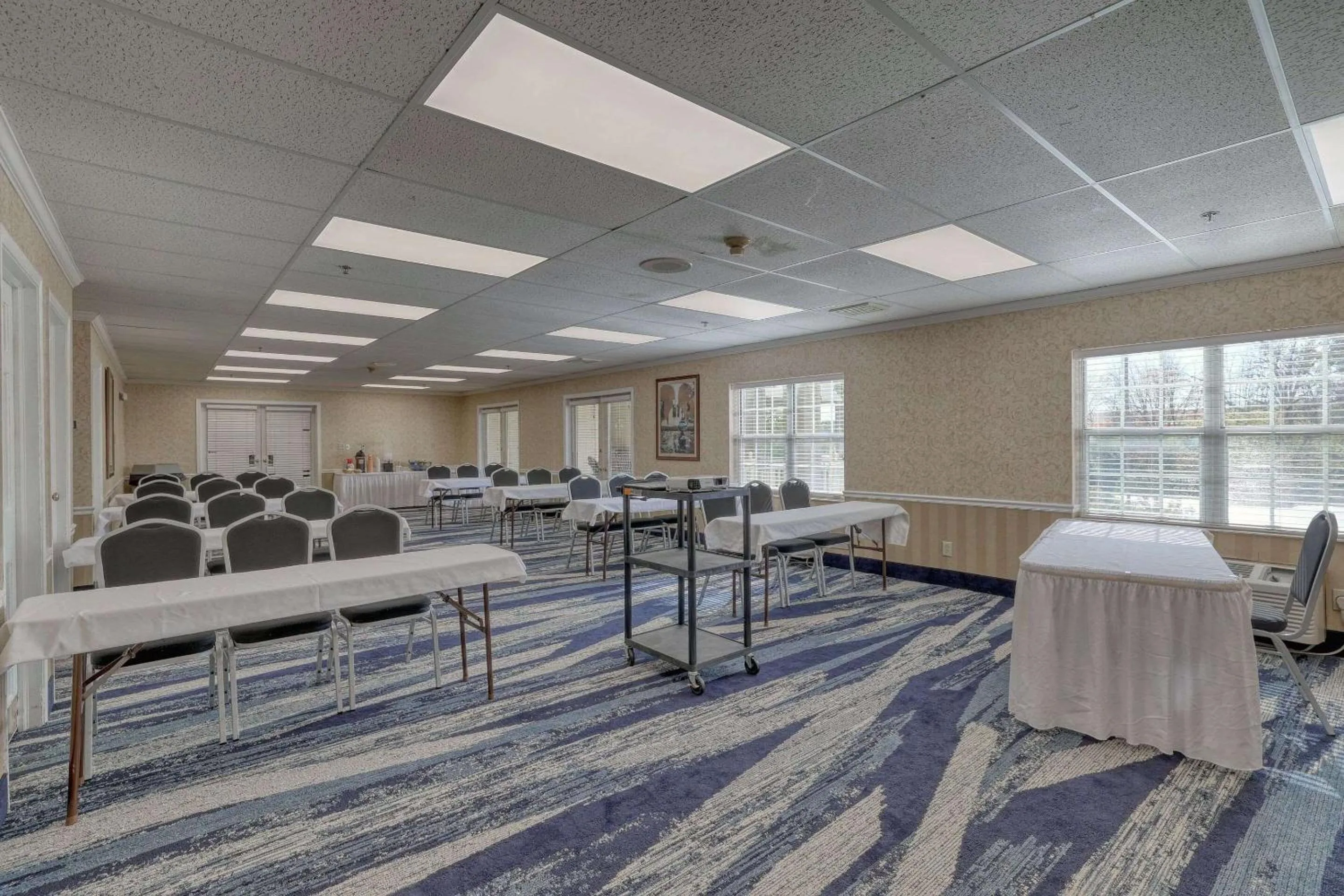 Meeting/conference room in Comfort Suites Appleton Airport