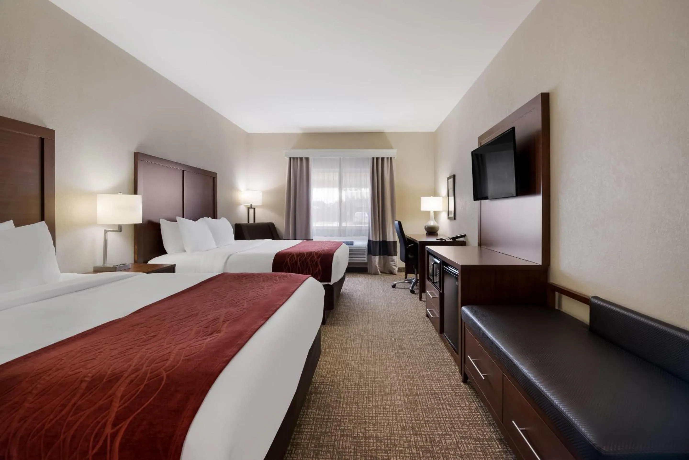 Bedroom, Bed in Comfort Inn Onalaska - La Crosse Area