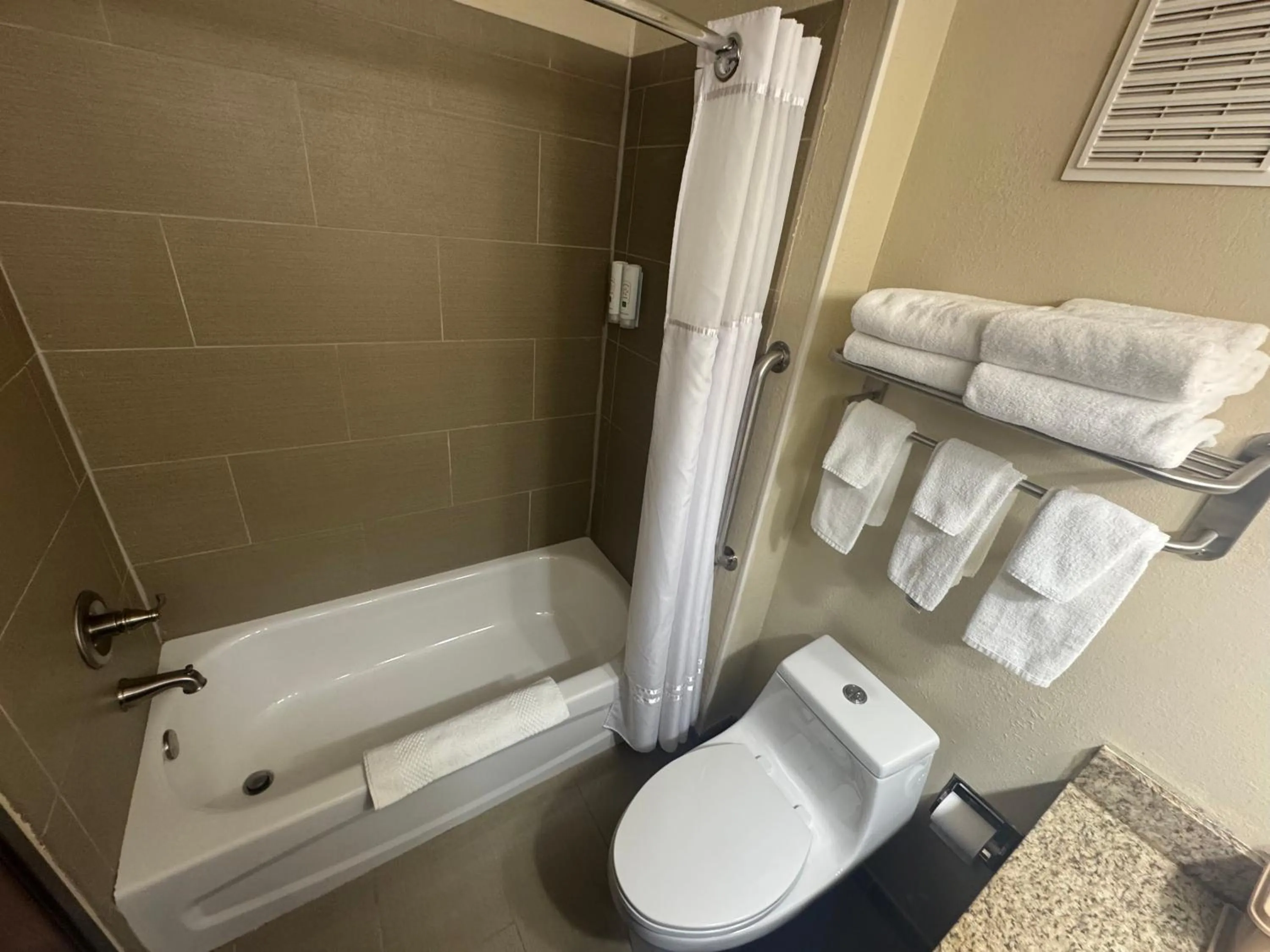 Bathroom in Quality Inn & Suites Green Bay - Ashwaubenon