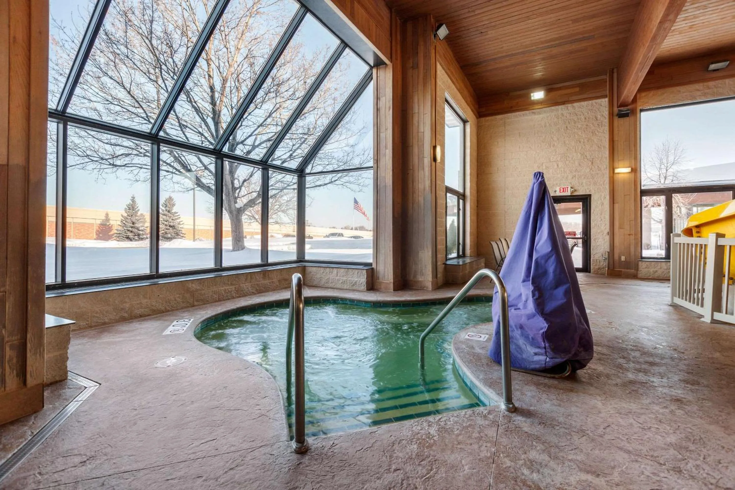 On site in Comfort Suites Green Bay West