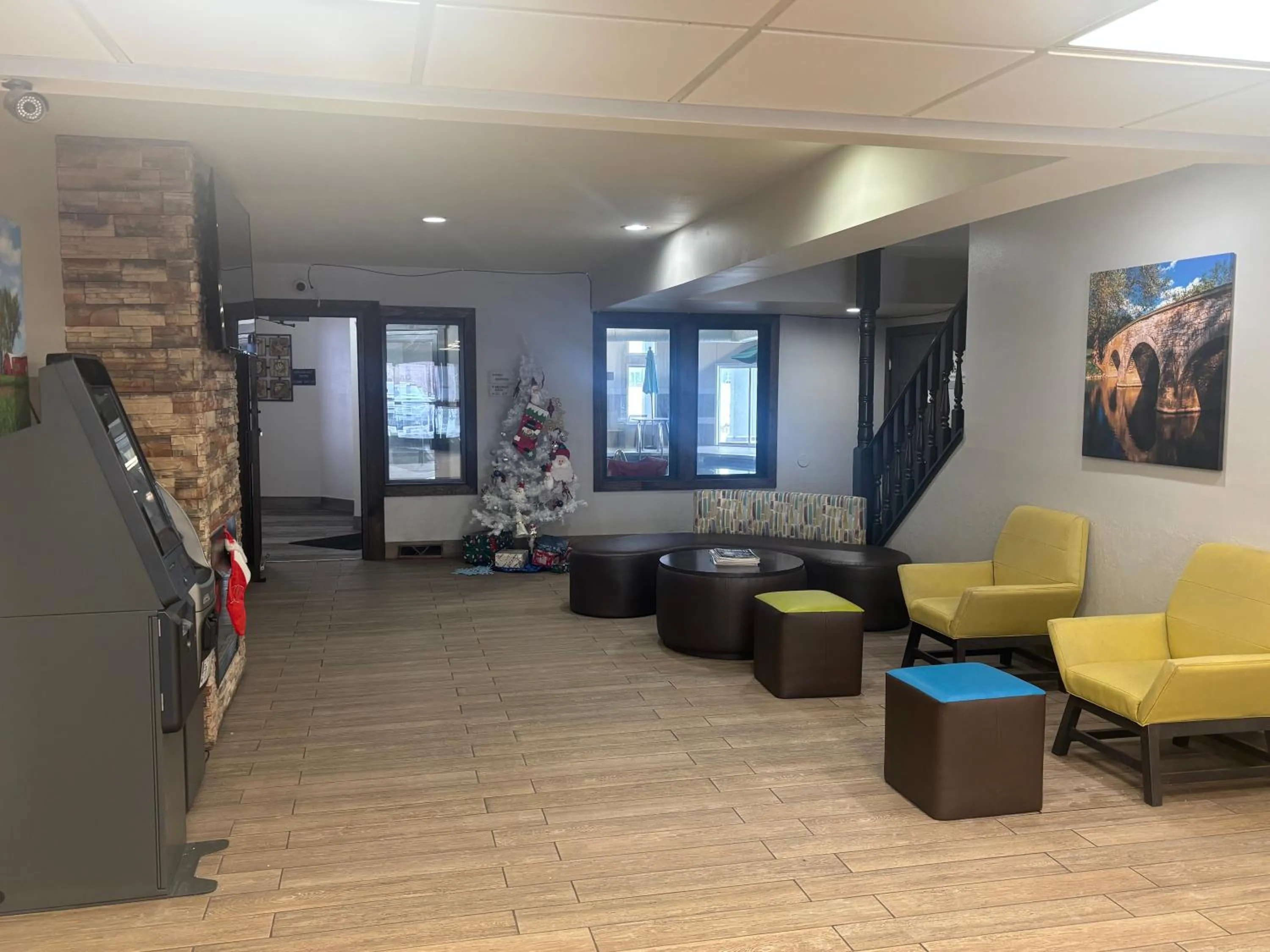 Lobby or reception in Red Roof Inn & Suites Tomah