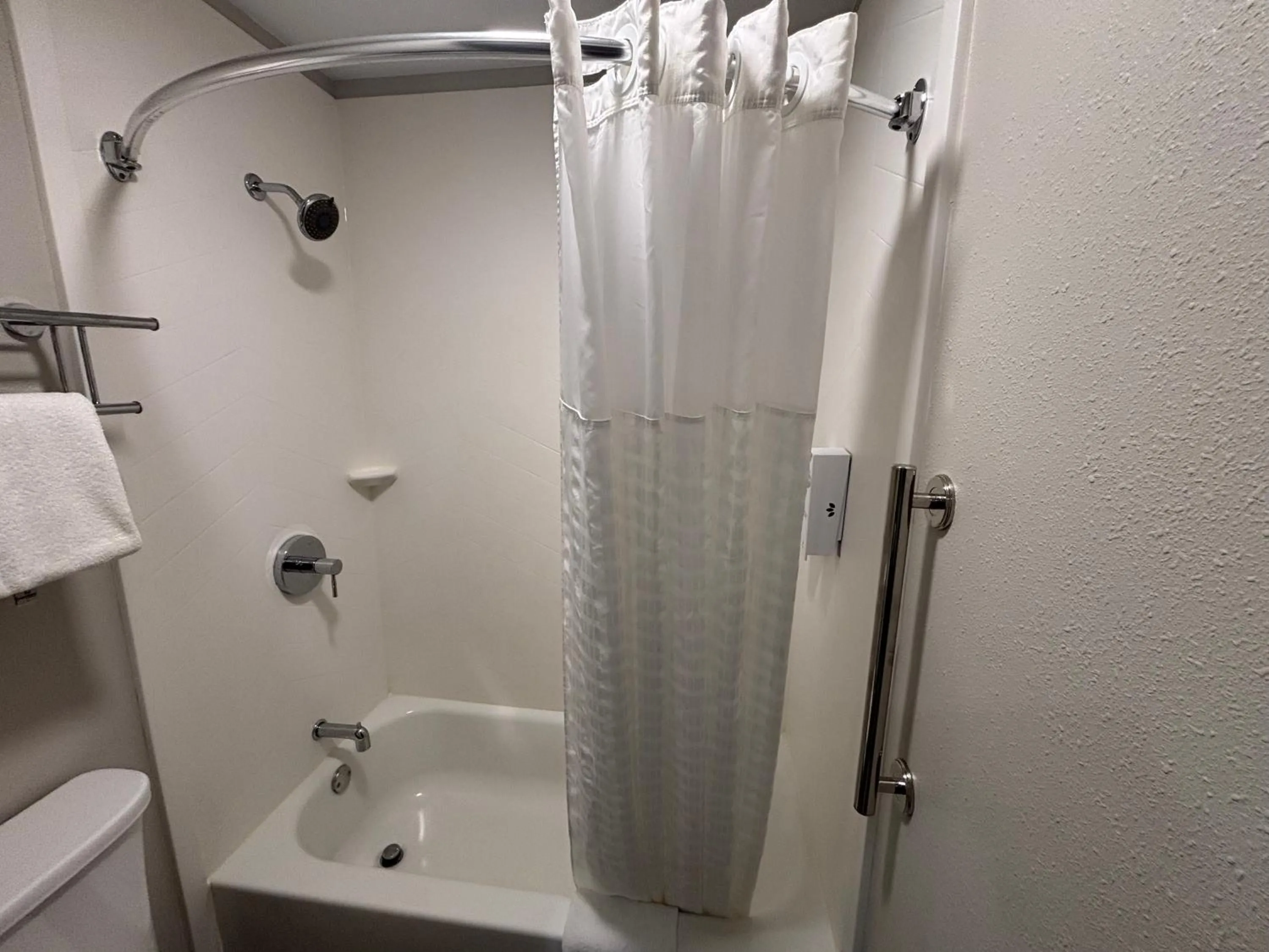 Bathroom in Red Roof Inn & Suites Tomah