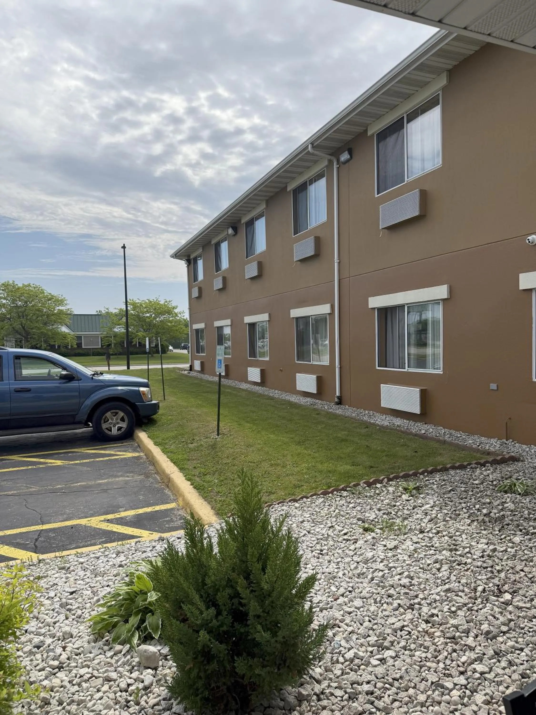 Property building in Quality Inn Manitowoc