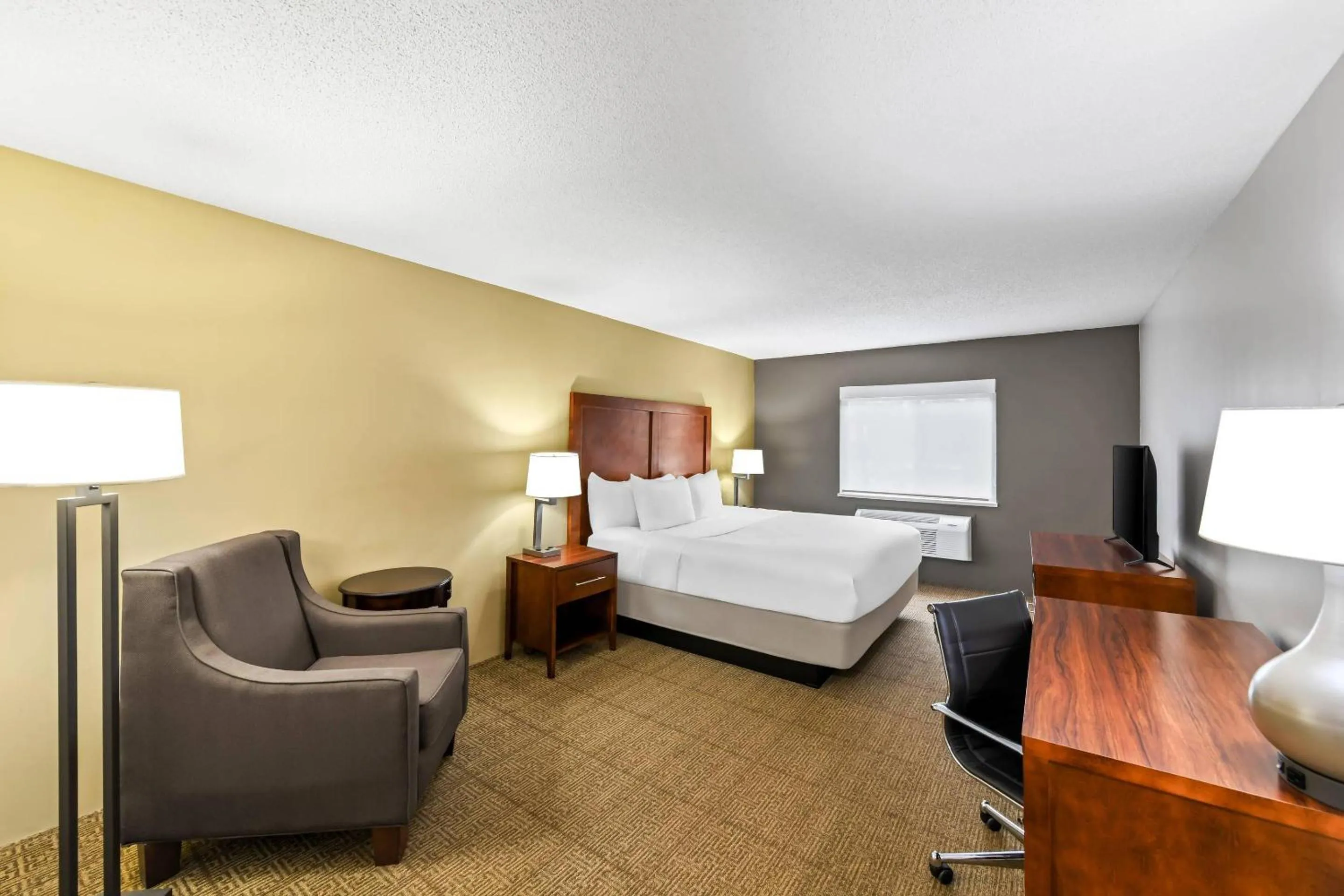 Bedroom, Bed in Comfort Inn Rhinelander