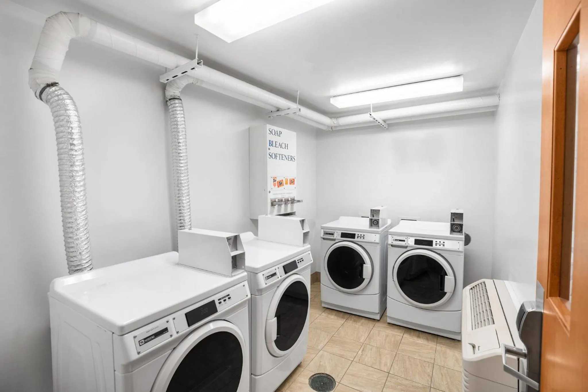 Other in Holiday Inn Express & Suites Hayward by IHG